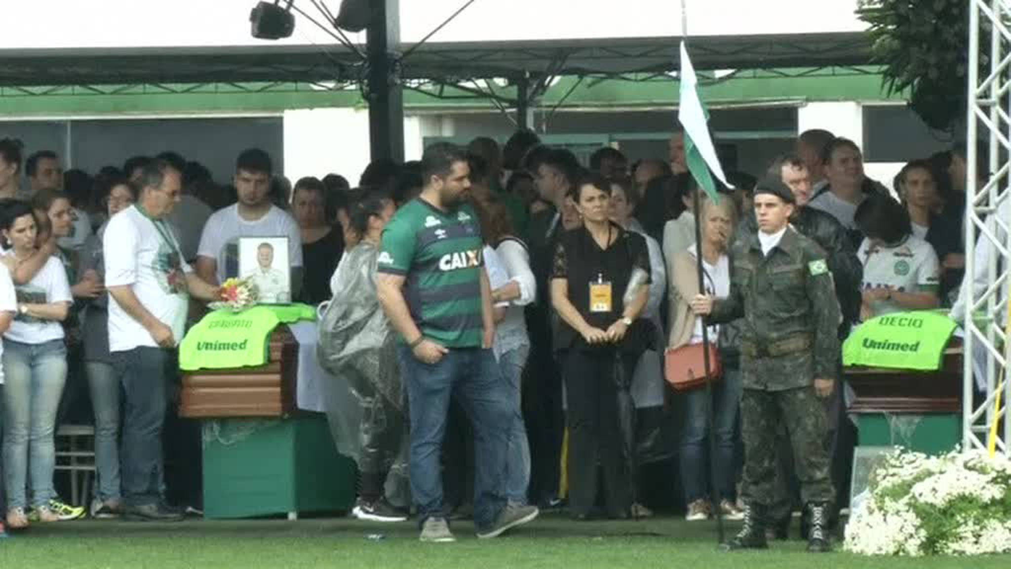 В Бразилии похоронили футболистов Chapecoense, погибших в авиакатастрофе