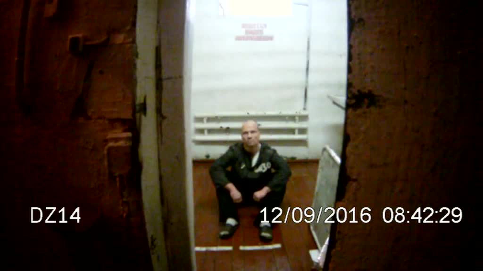 Дадин этапирован в неизвестном направлении из колонии в Карелии