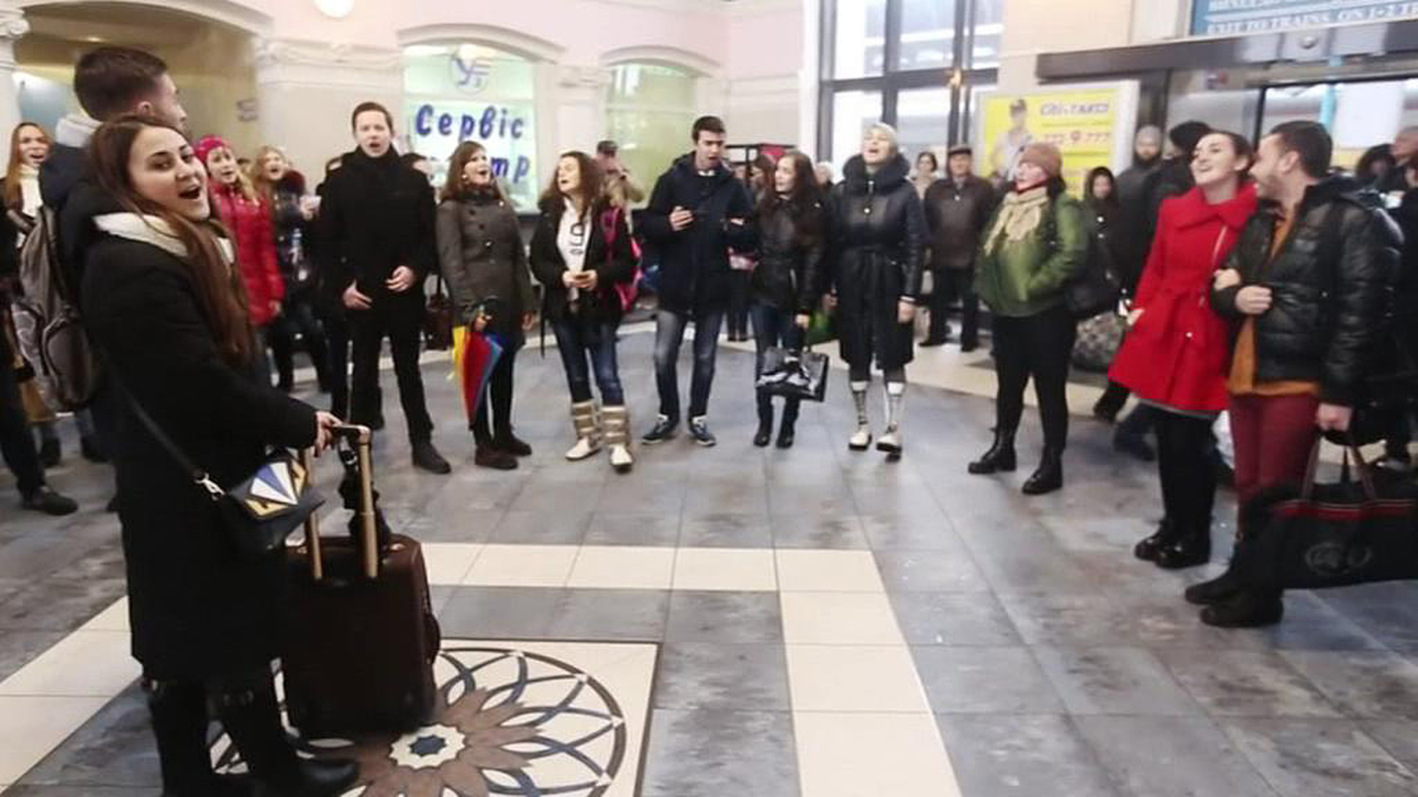 Когда запреты бессильны: к песенному флешмобу присоединились Донецк и Мариуполь