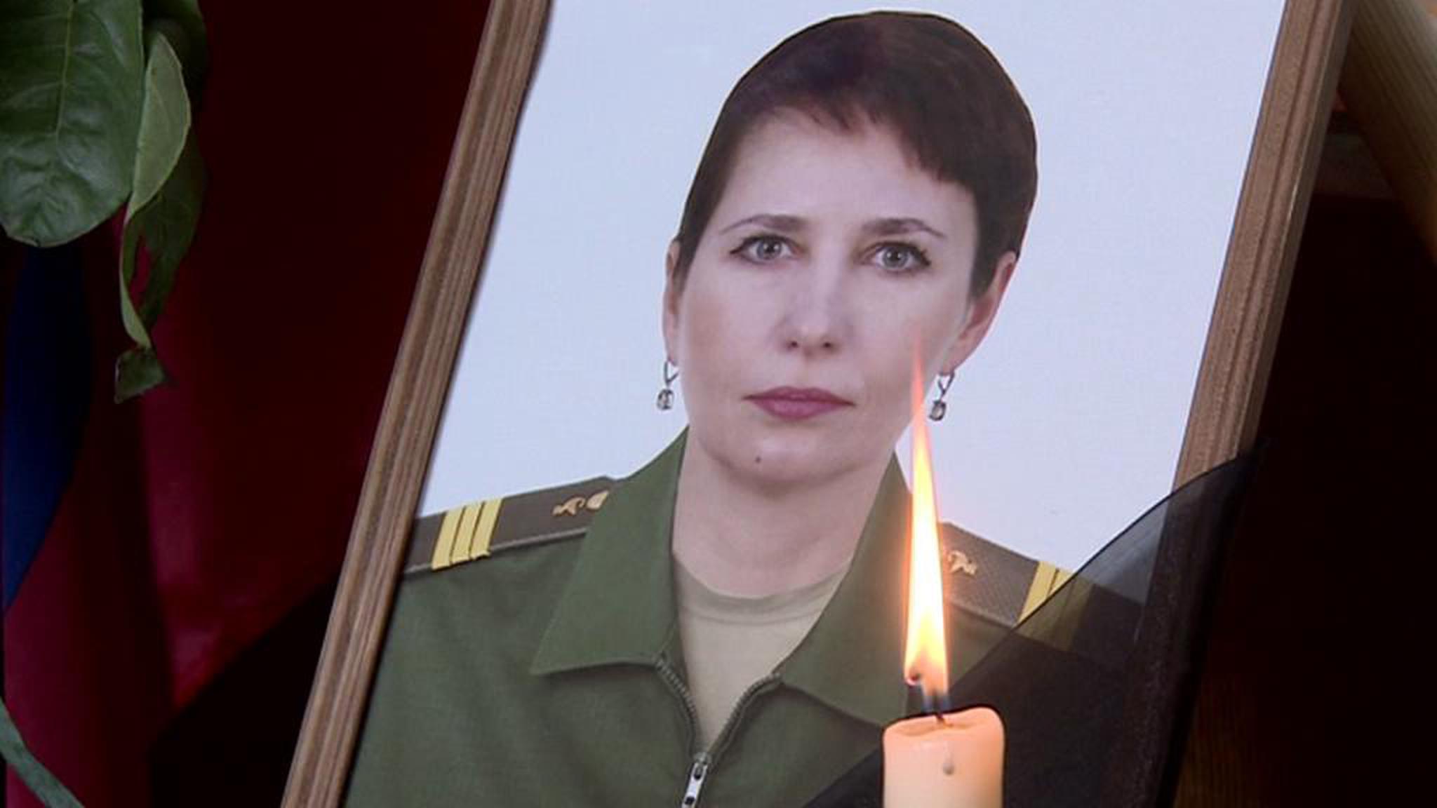 В Биробиджане прощаются с погибшими в Алеппо медсестрами