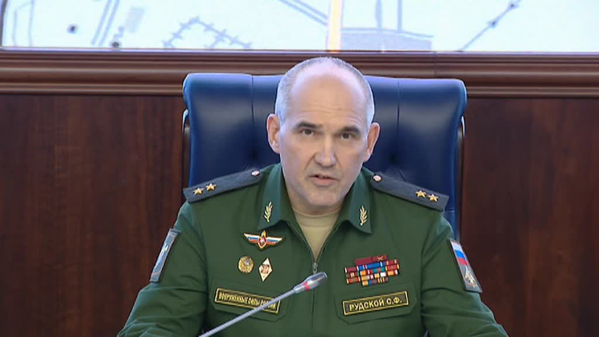 Генштаб: ВКС РФ и ВВС Сирии не бомбят Алеппо, зато "умеренная оппозиция" пытает его жителей