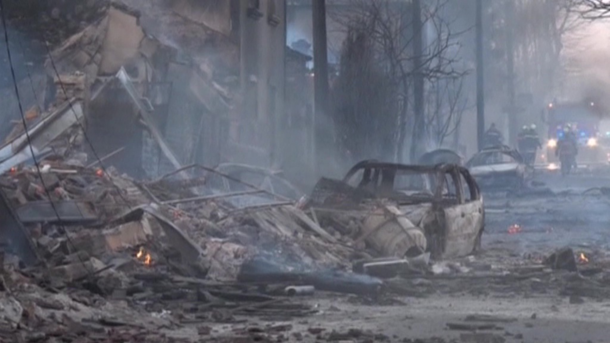 Взрывом поезда стерло с лица земли часть Хитрина