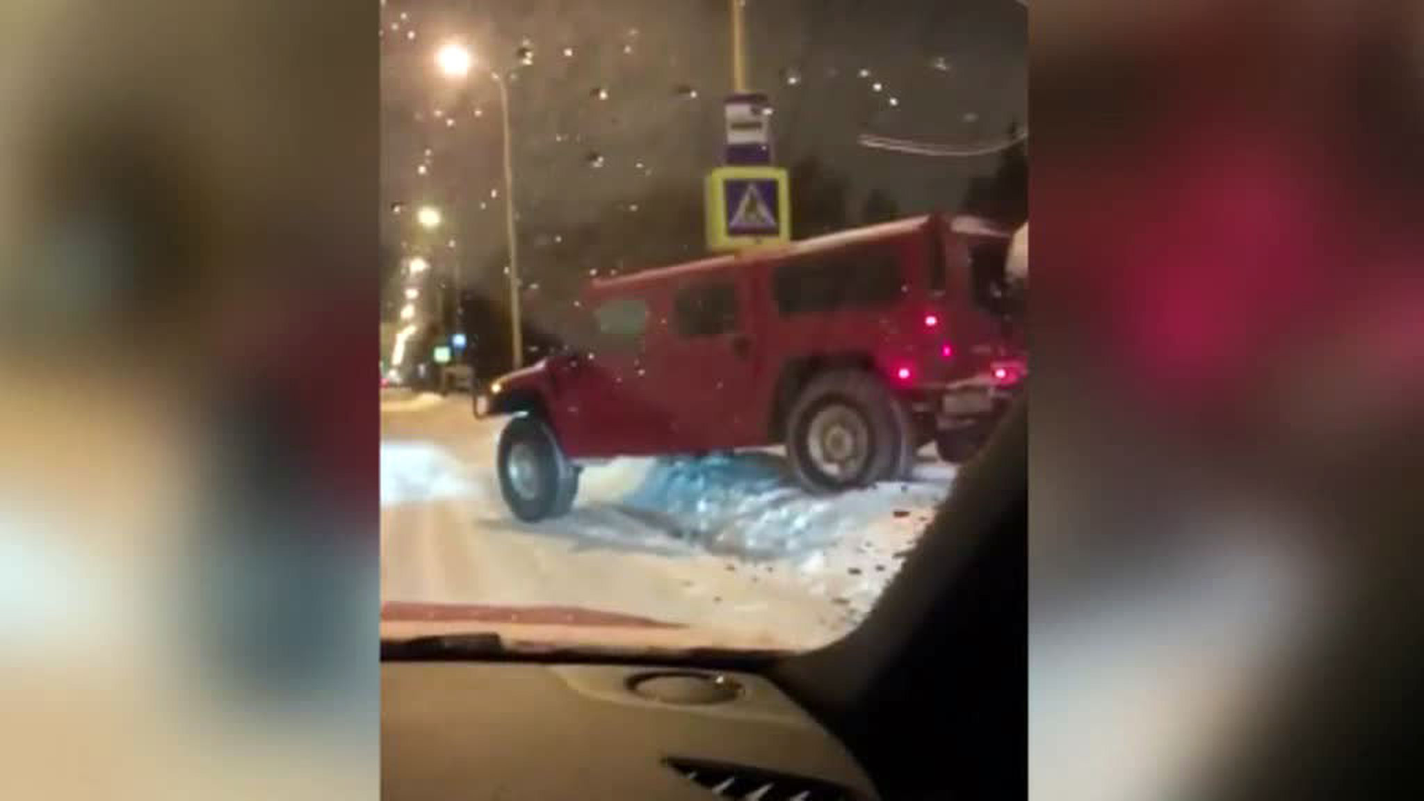 Новая выходка автохулиганов: "Хаммер" у МГУ. Видео