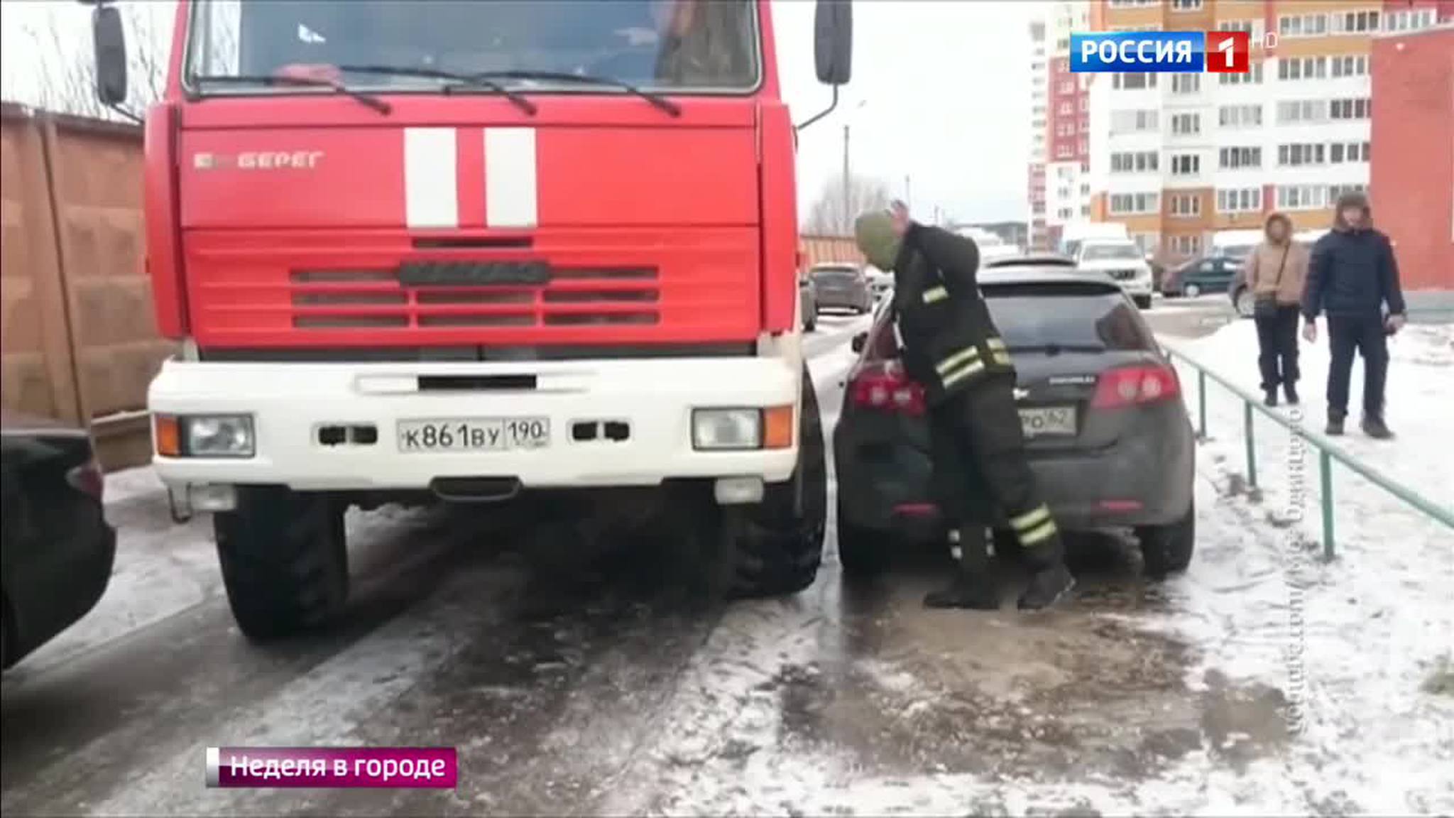 Для скорой и пожарных узаконят таран