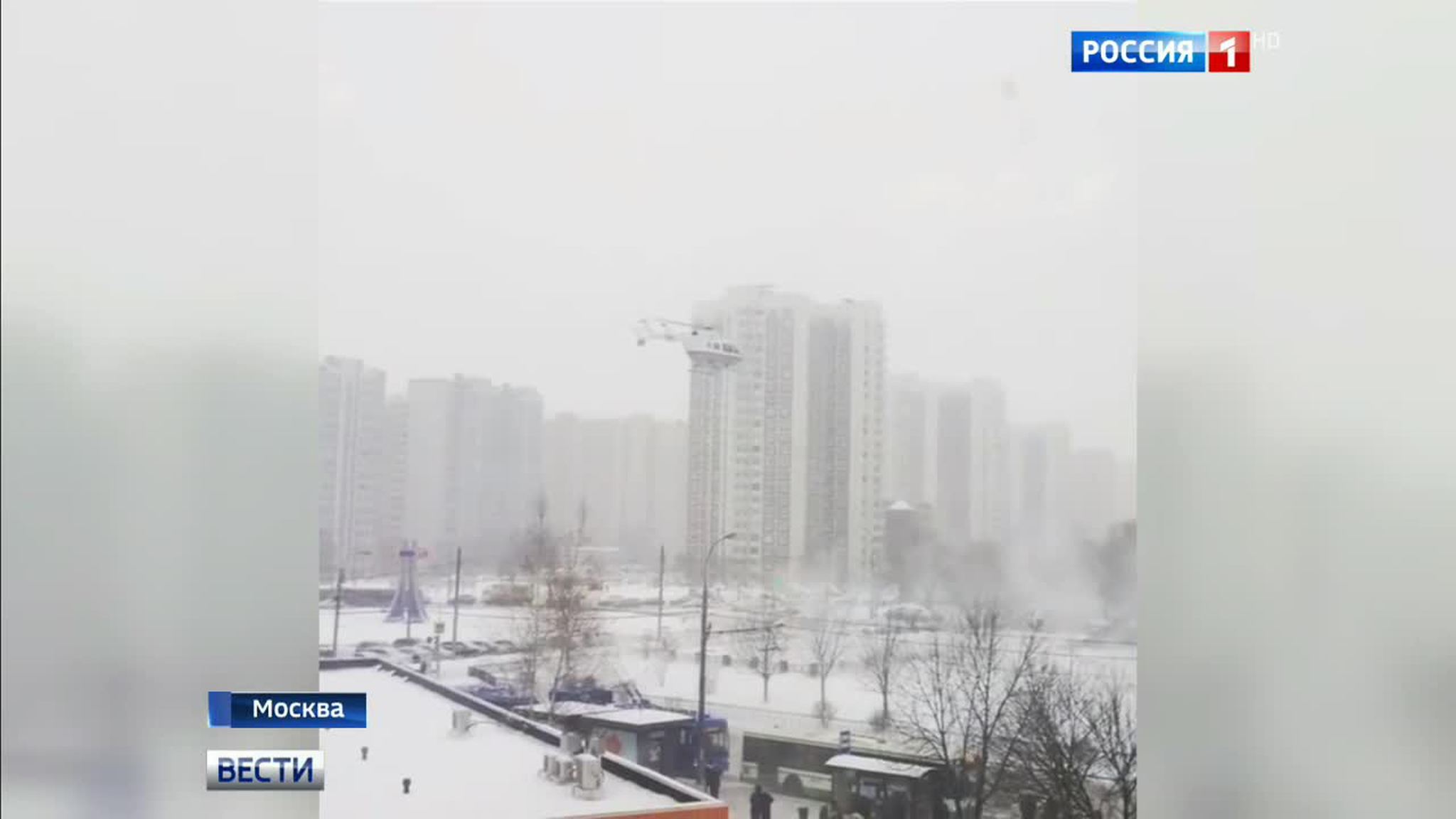 Ребенок выпал с 16 этажа, пока мама ходила за лекарством