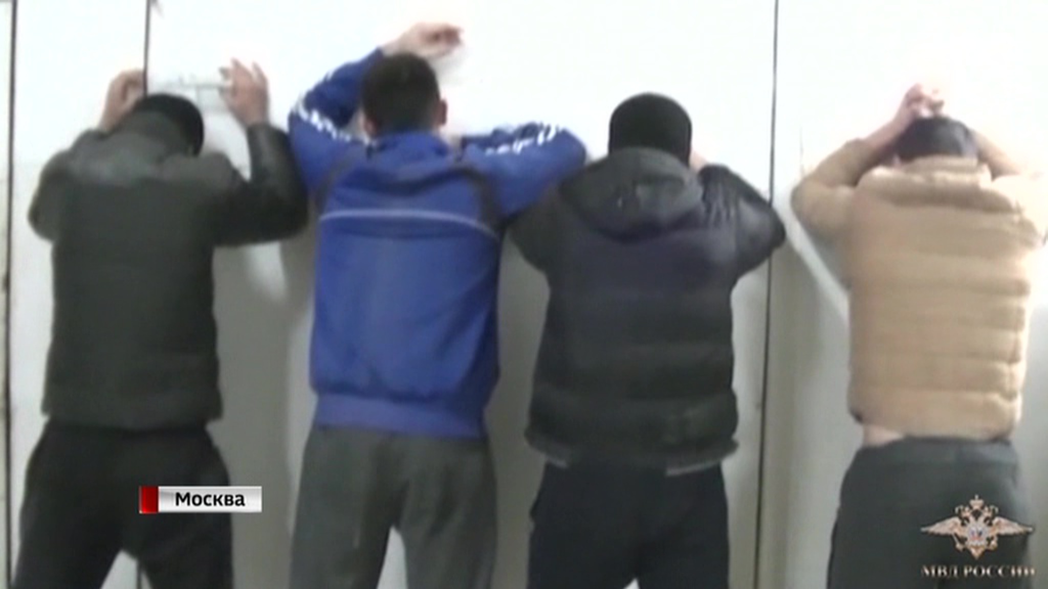 В Москве взяли штурмом цех по производству поддельной бытовой химии