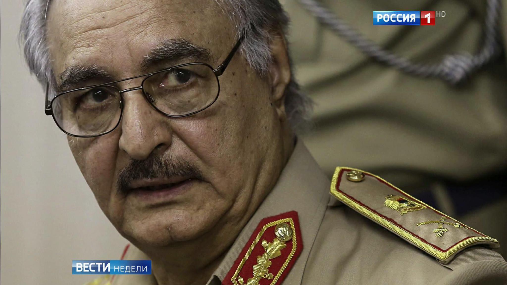 Новый союзник: командующий ливийской армией посетил авианосец "Адмирал Кузнецов"