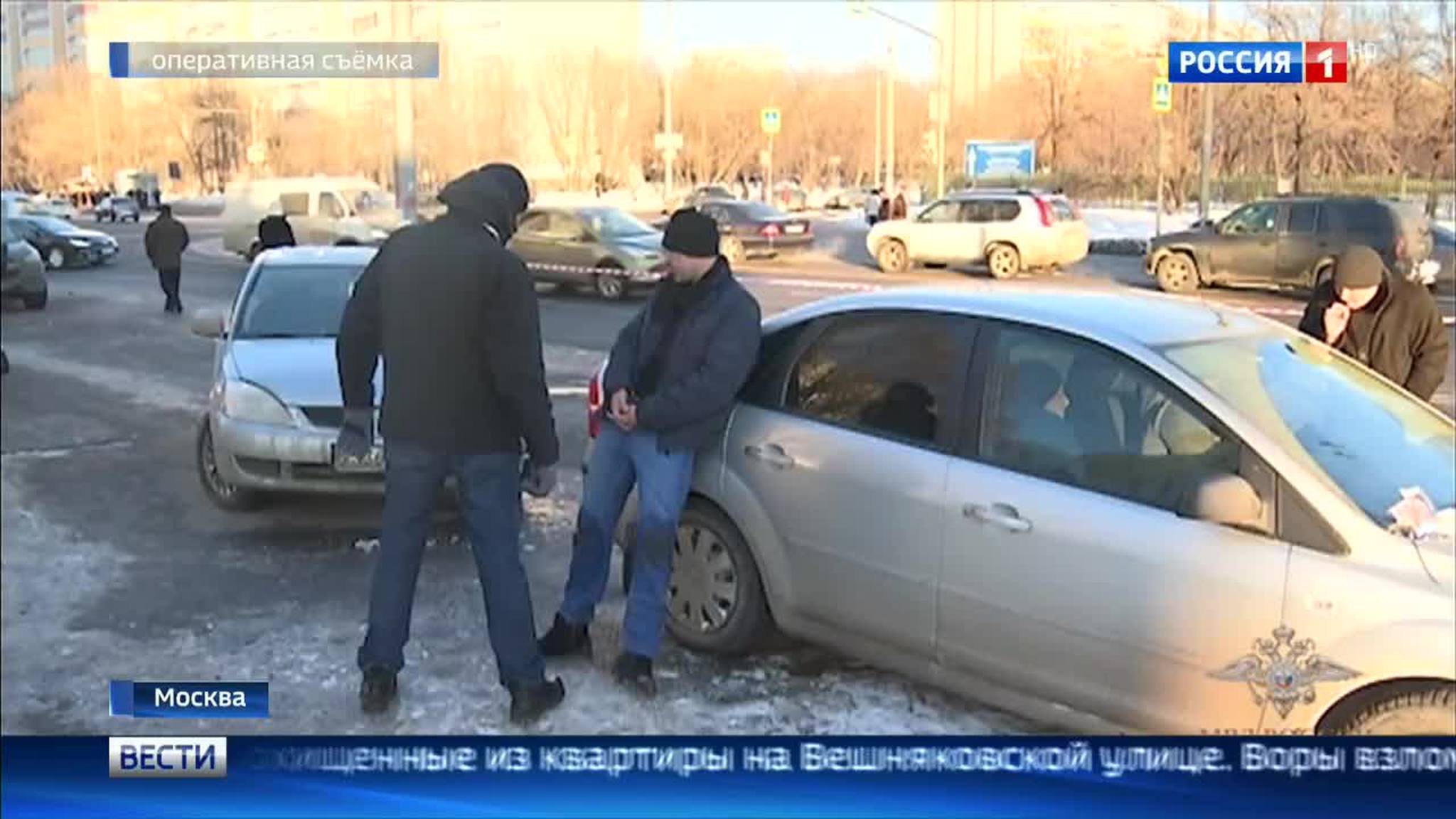Погоня со стрельбой: в столице задержали с поличным квартирных воришек
