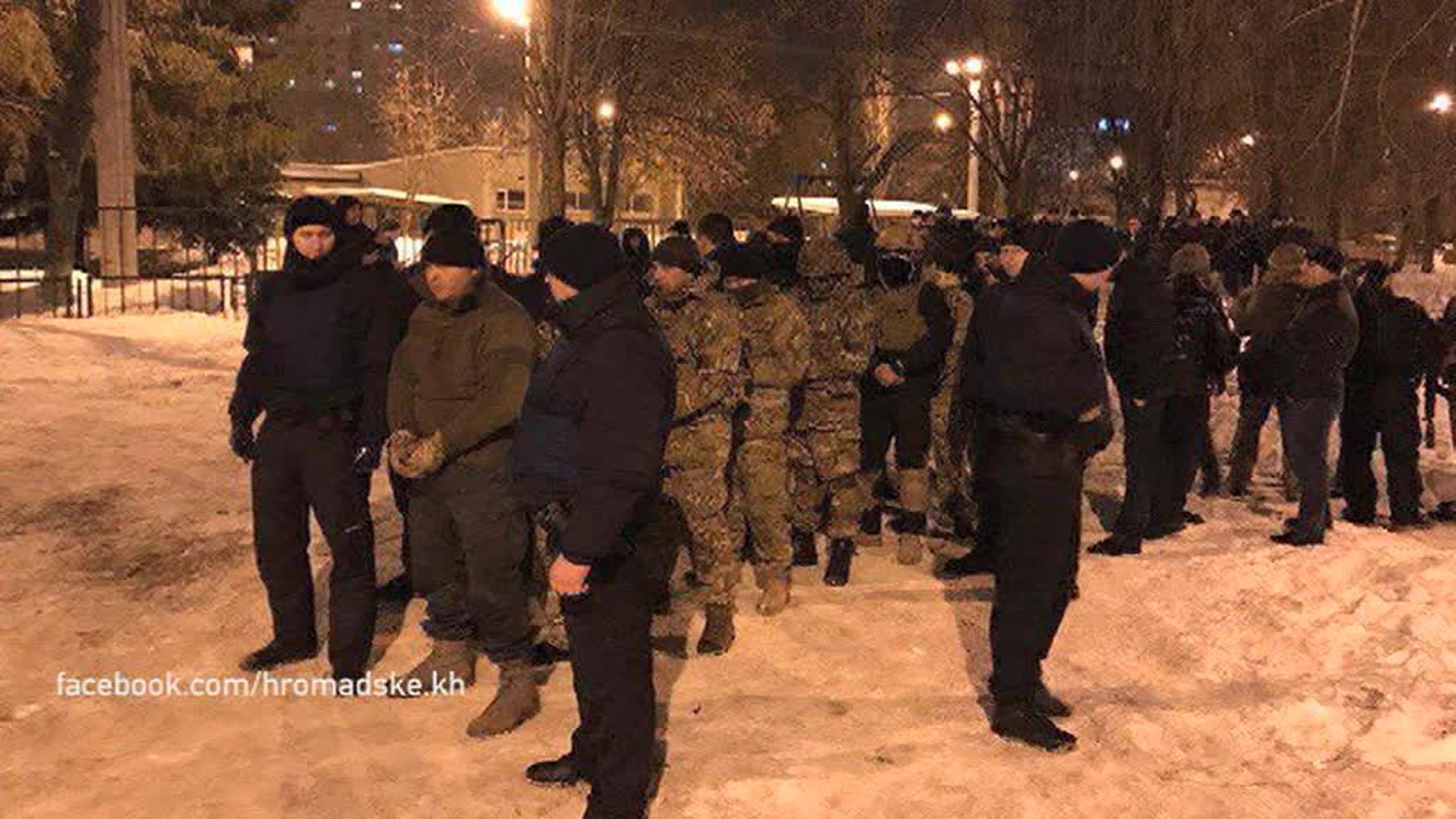 Два украинских батальона перестреляли друг друга из-за угля