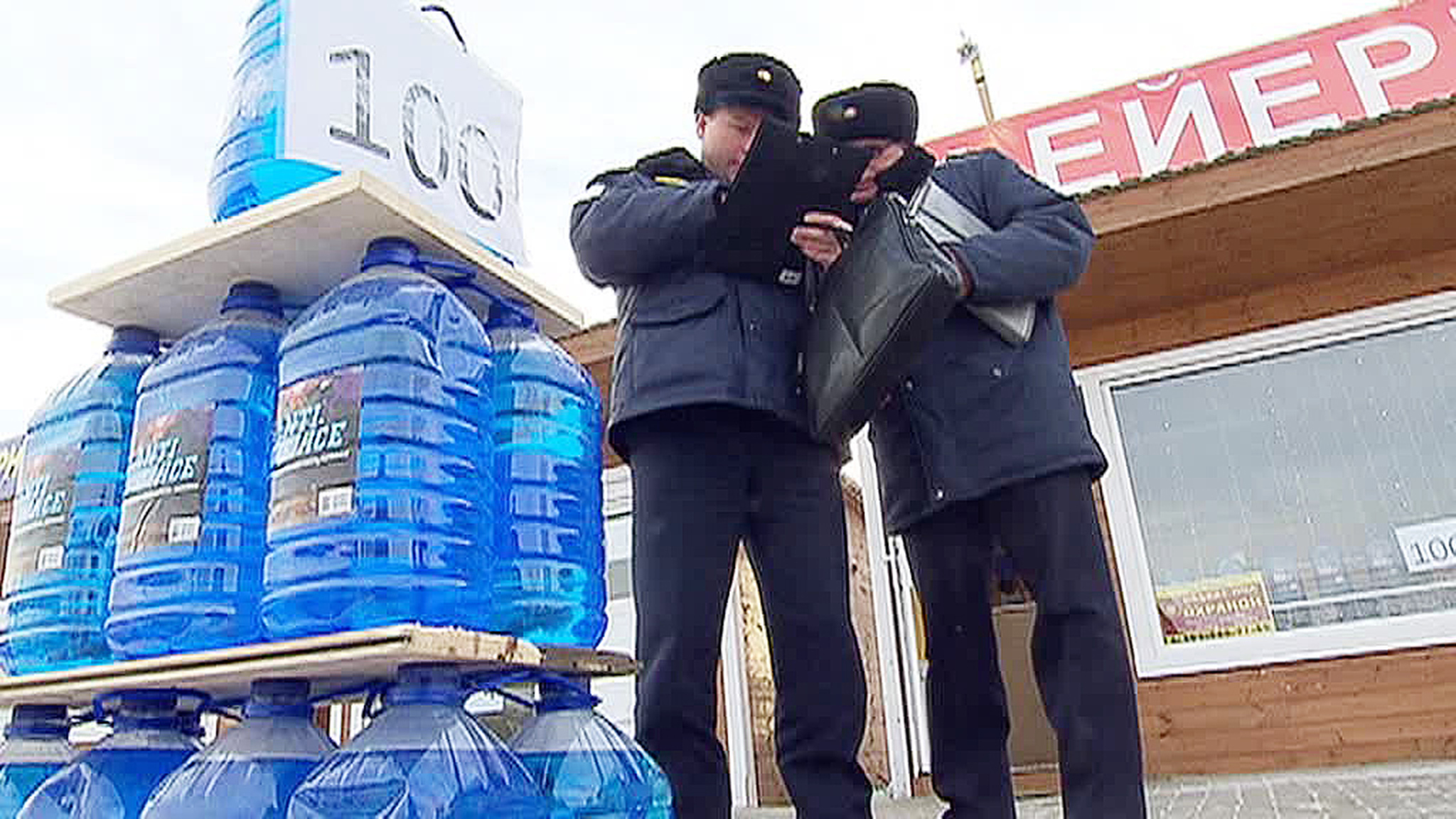Роспотребнадзор объявил войну ядовитой "незамерзайке"