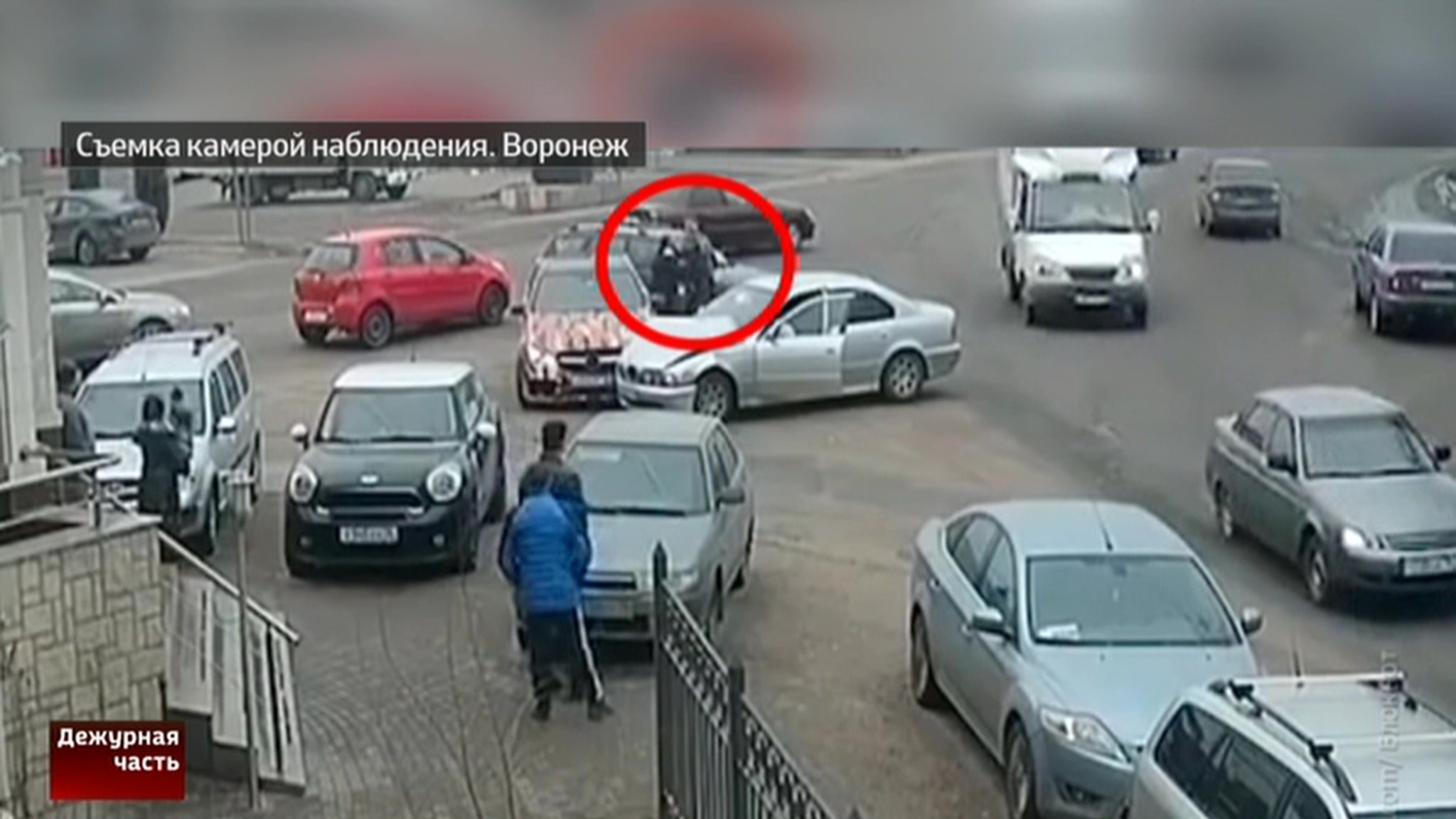 Водители иномарок устроили кулачный бой после ДТП
