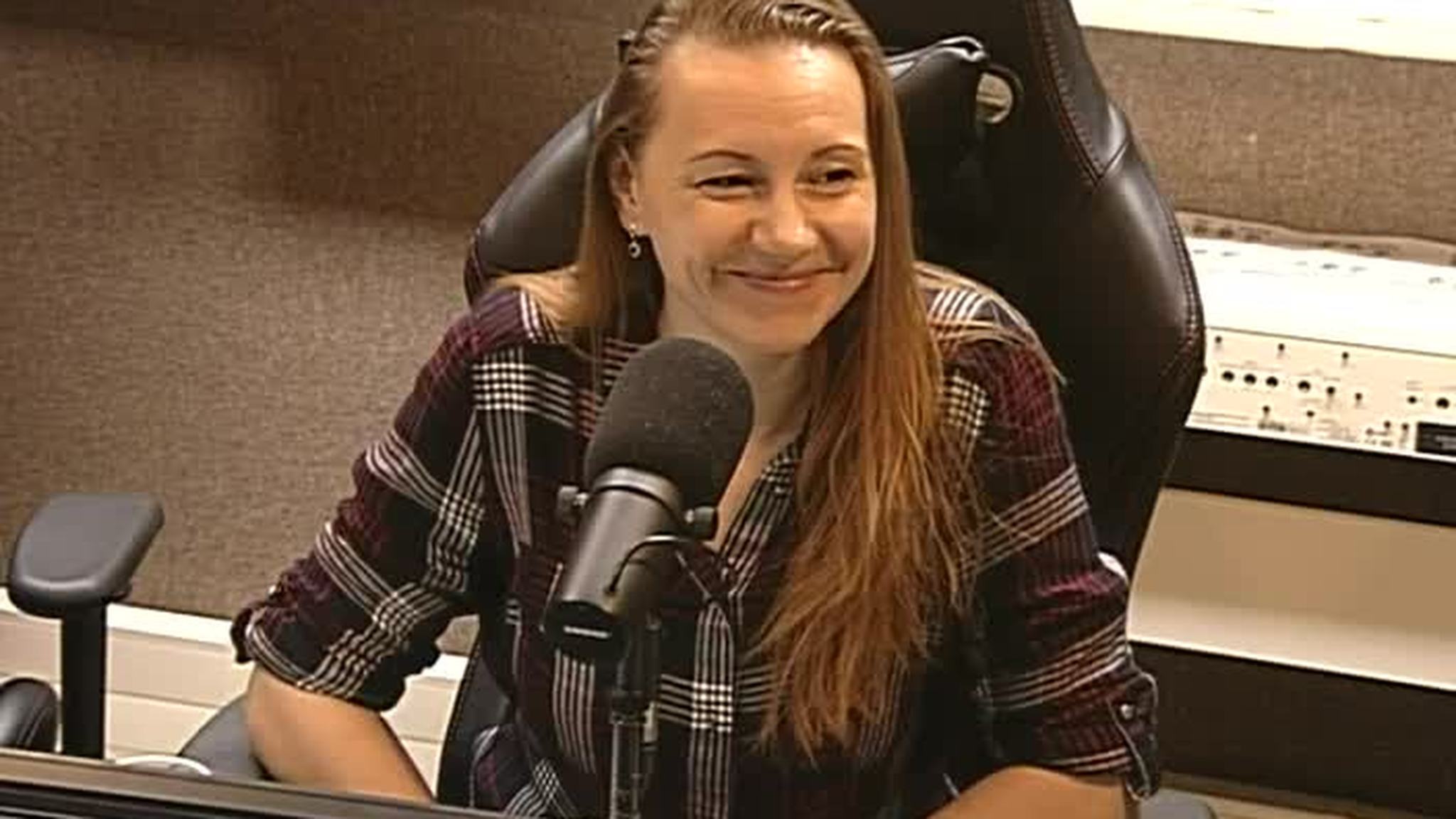 Ухаживаем и помогает своим питомцам