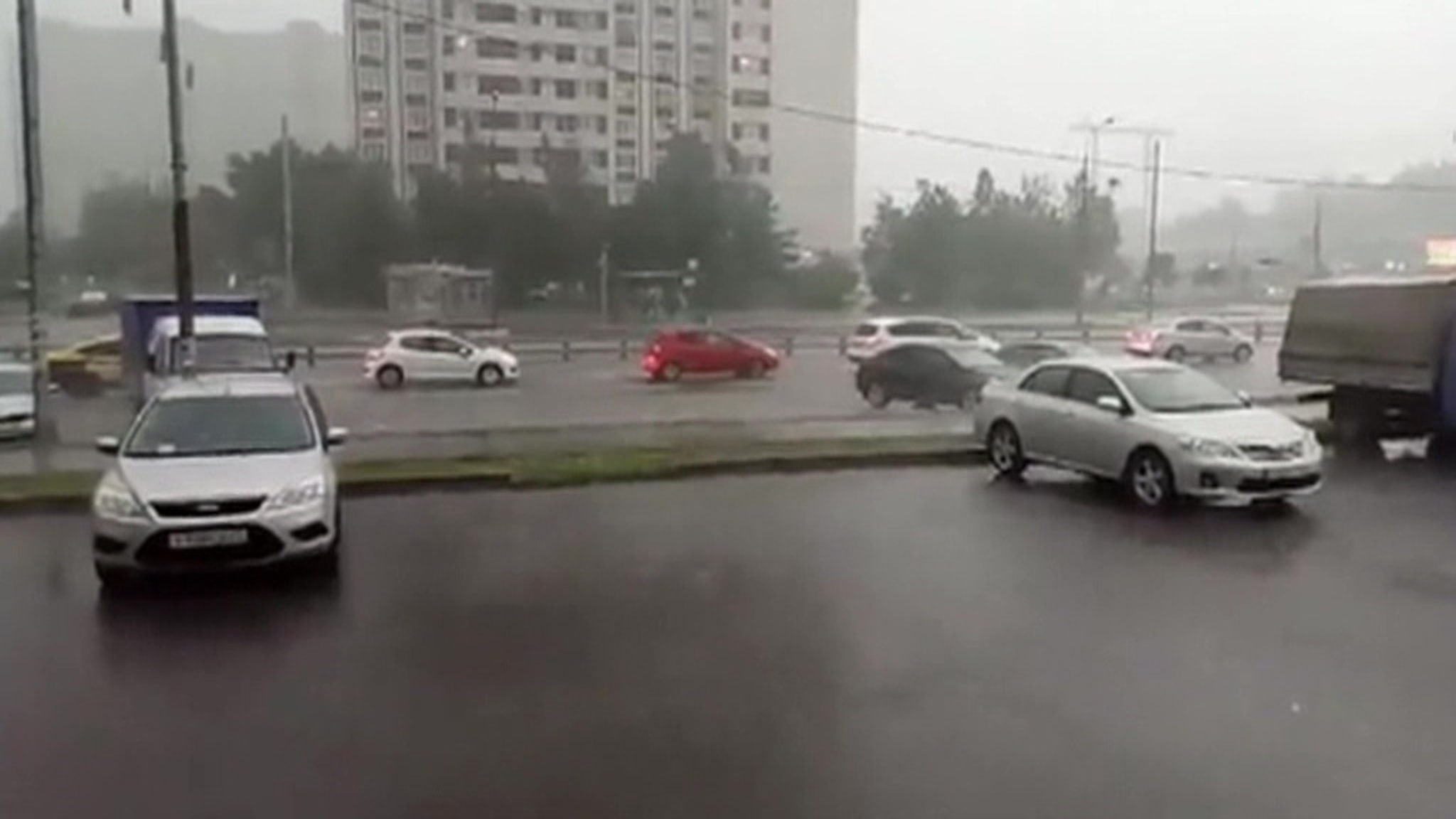 Центральную Россию ждет пасмурное и дождливое лето