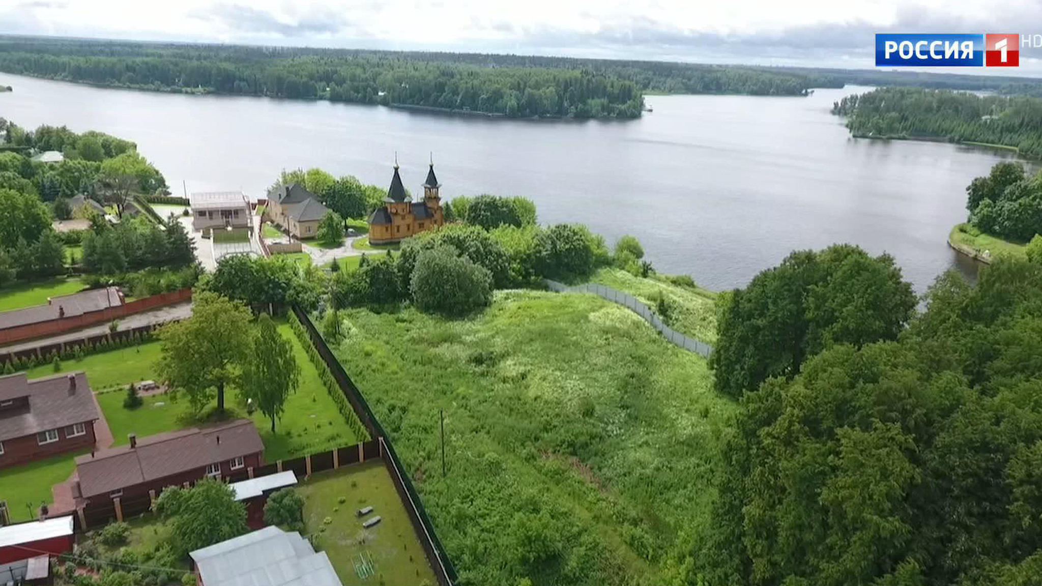 СКР разберется с незаконной застройкой на берегах Канала имени Москвы