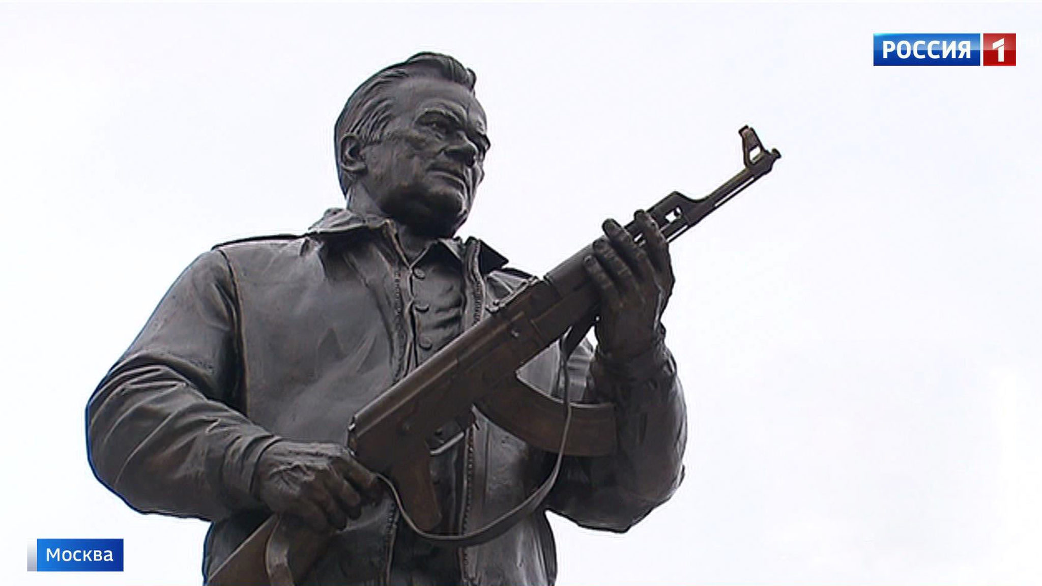 Kalashnikov Cast in Bronze in Moscow