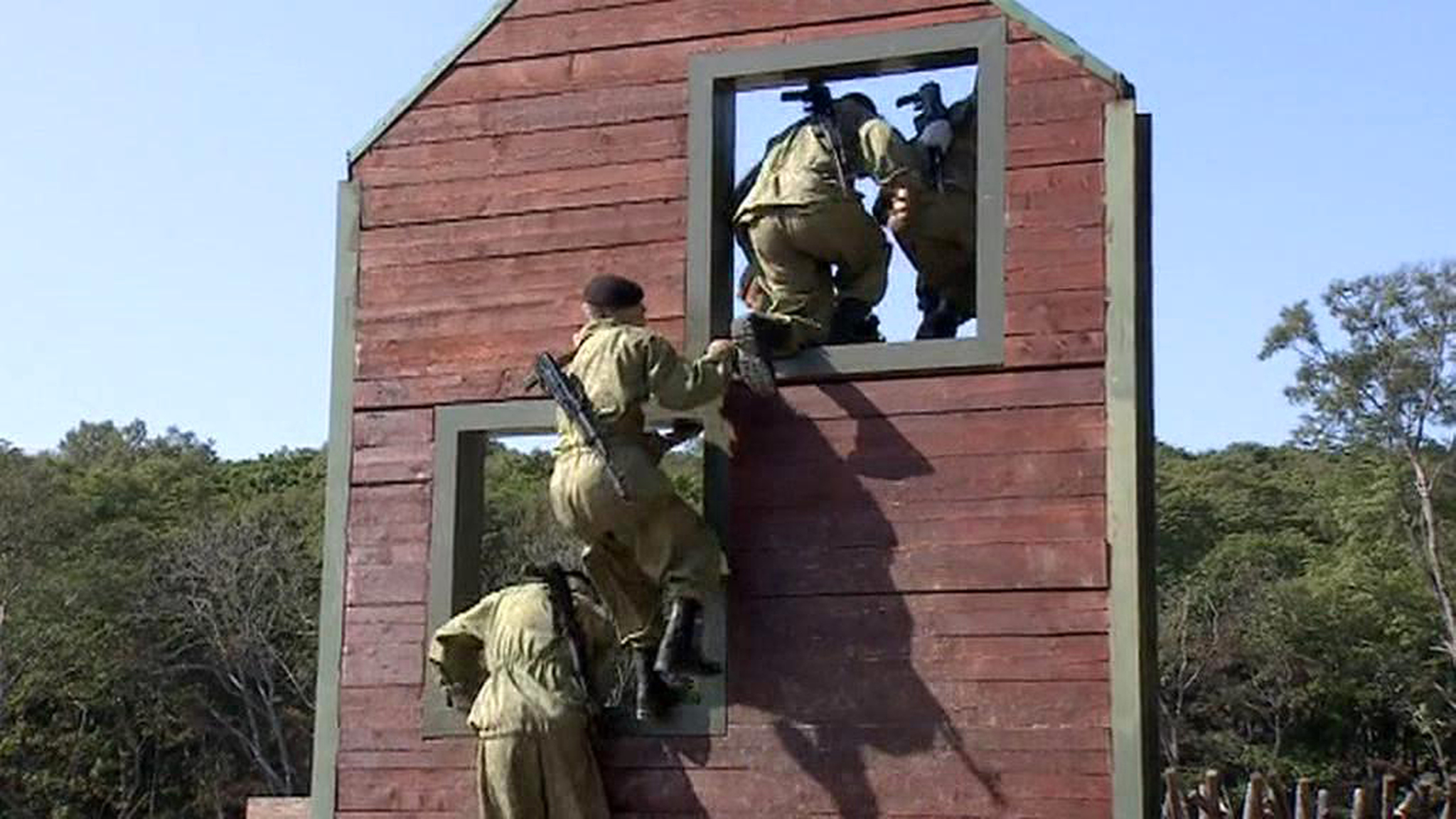 Russian and Chinese Marines Hold Joint Exercises Near Vladivostok