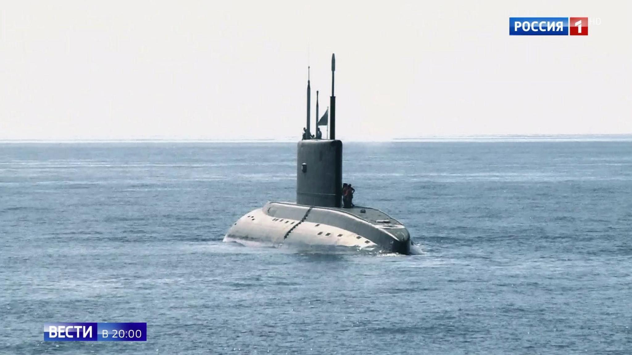 Russian Submarines Incinerate ISIS Terrorists With Strike From Mediterranean