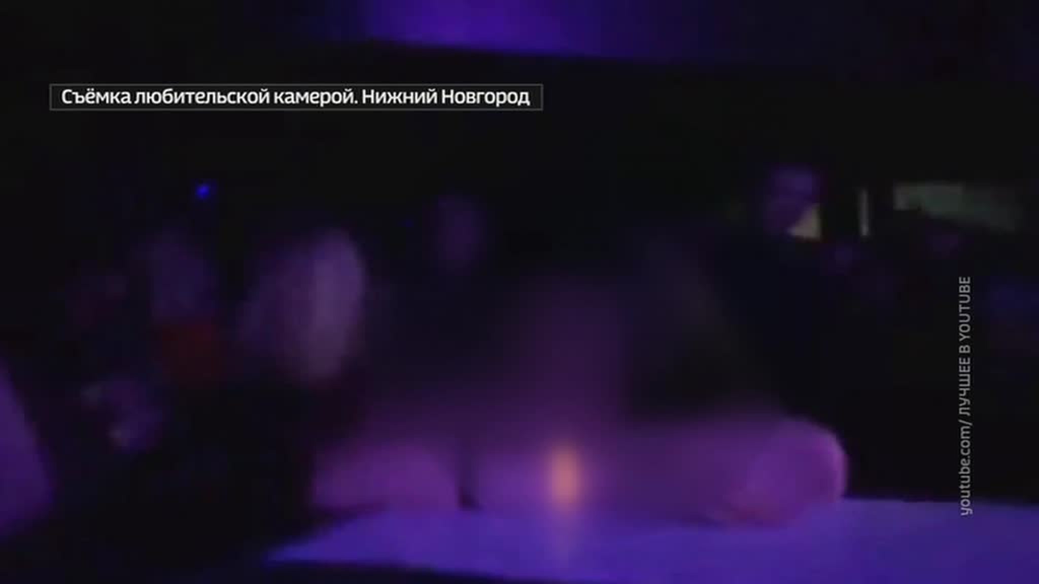 В нижегородском клубе пара занялась любовью на глазах у всех