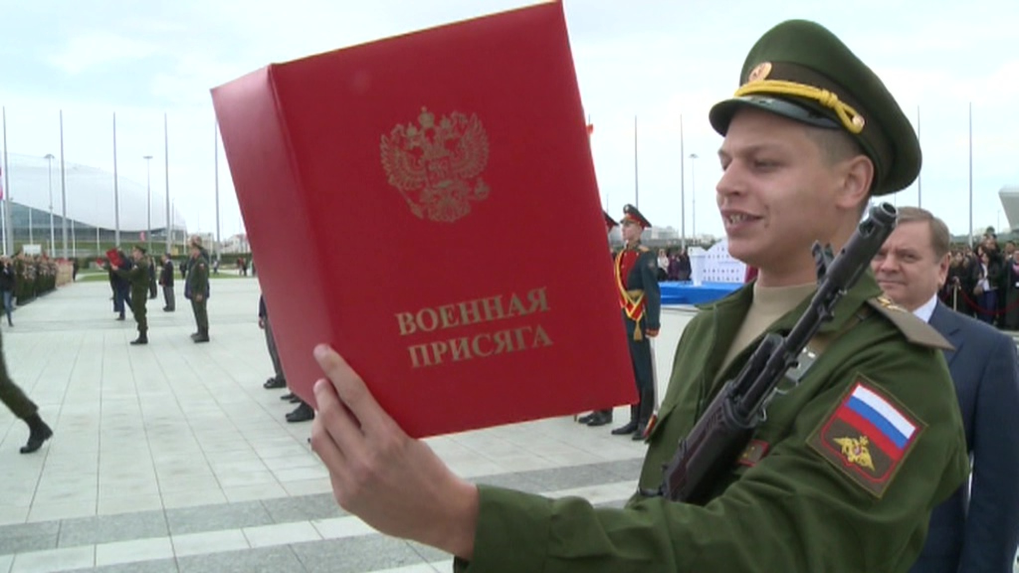 Новобранцы спортивных рот приняли присягу