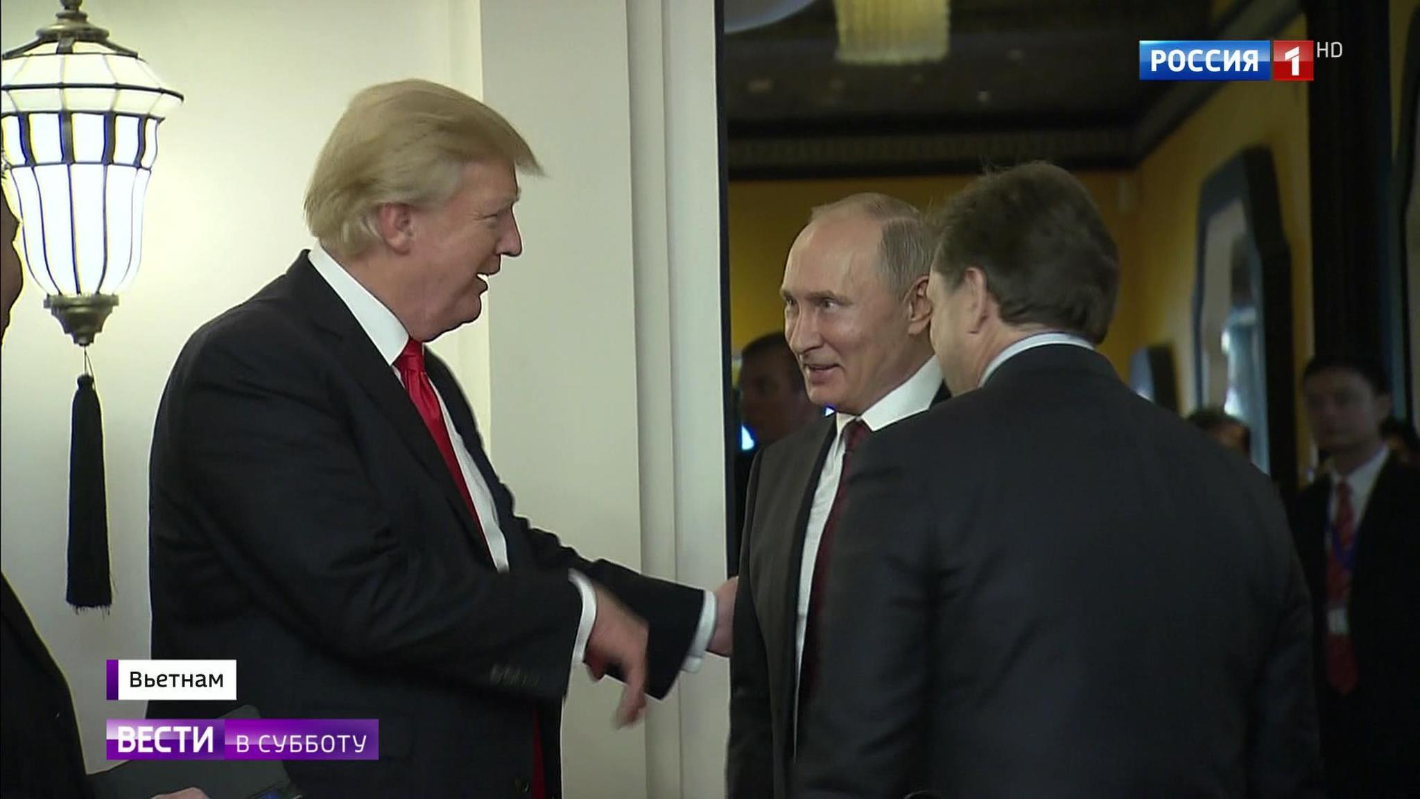 Personal Chemistry Between Putin and Trump Appeared in Da Nang As They Met ‘On The Go’