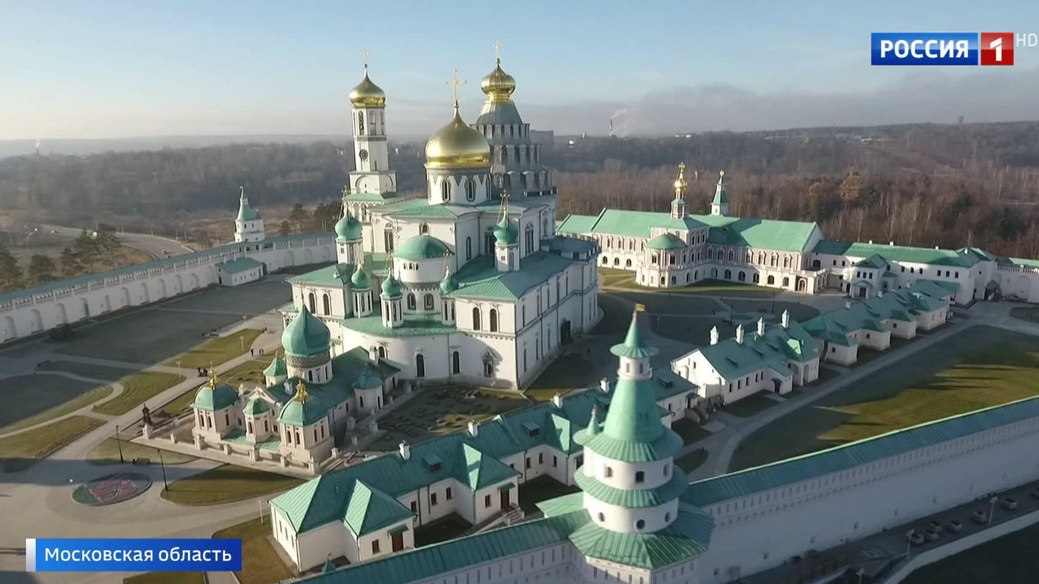President Putin Visits Stunning and Recently Restored “New Jerusalem∎ Monastery