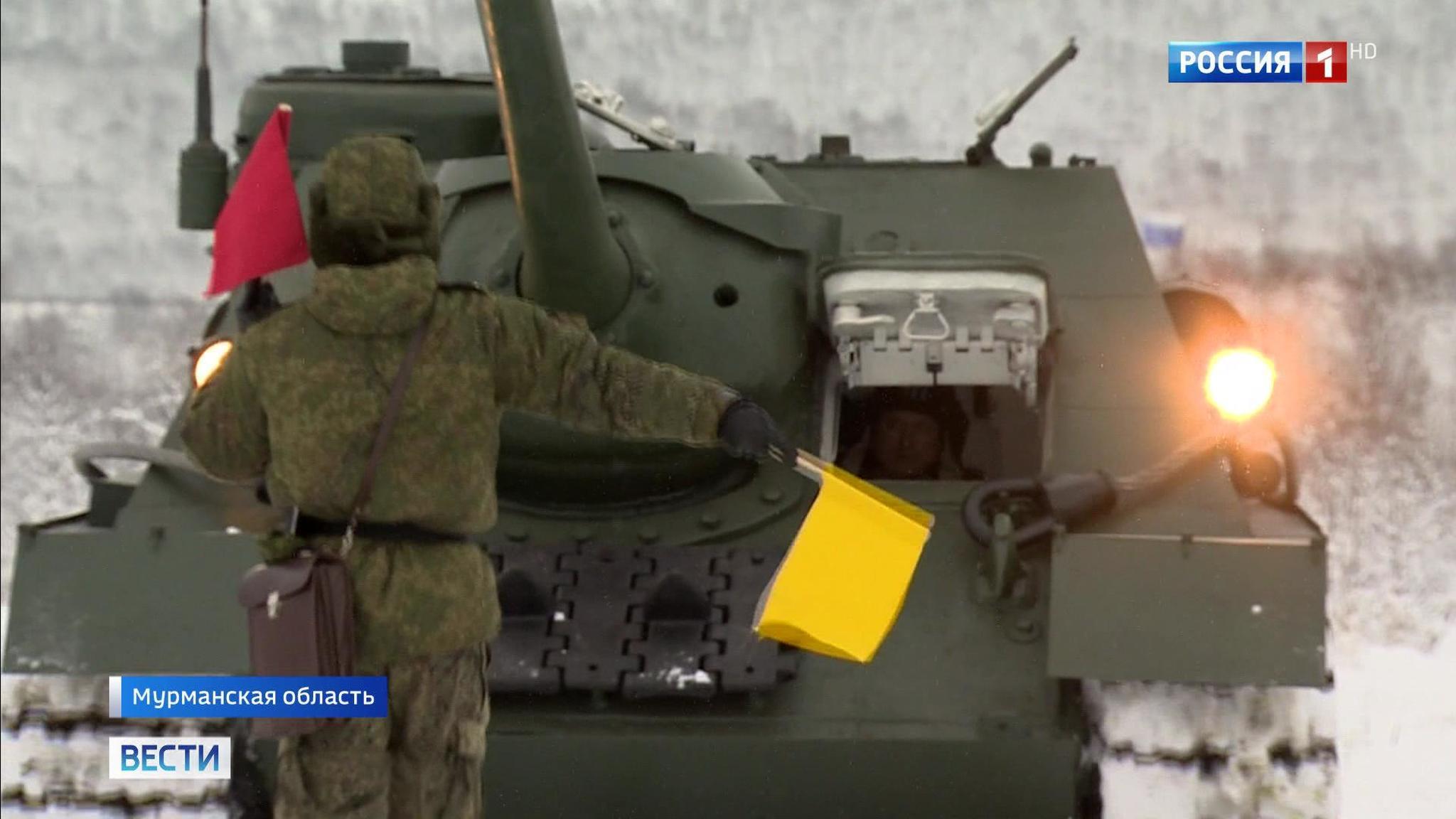 Murmansk Restores Special Platoon of WWII Era Armored Vehicles