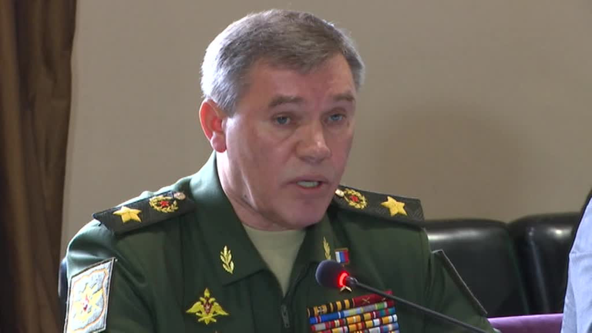 Russian Chief of General Staff Plans Liquidation of Terrorists Before Negotiations Begin