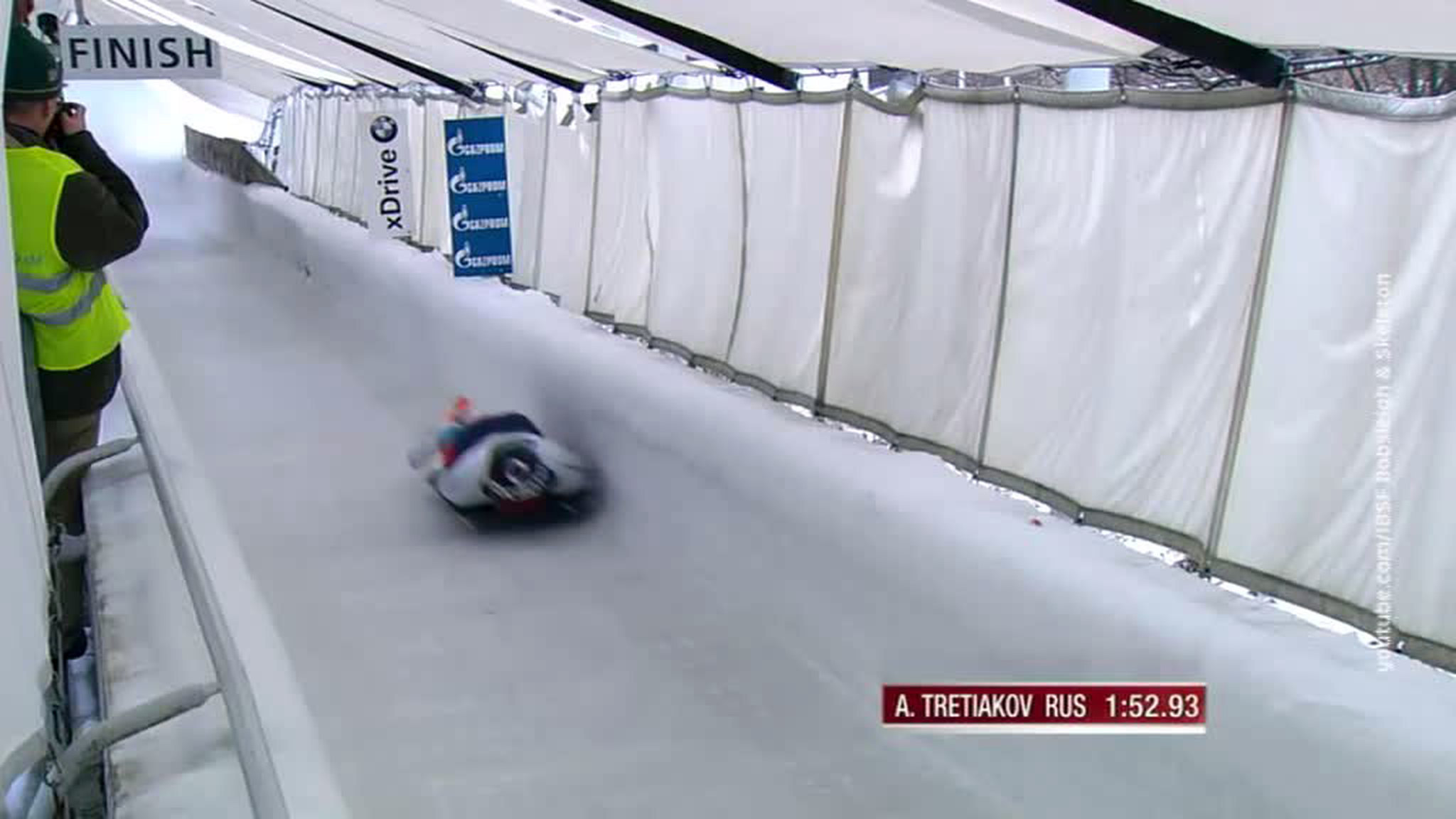 IBSF временно отстранила от соревнований четырех россиян