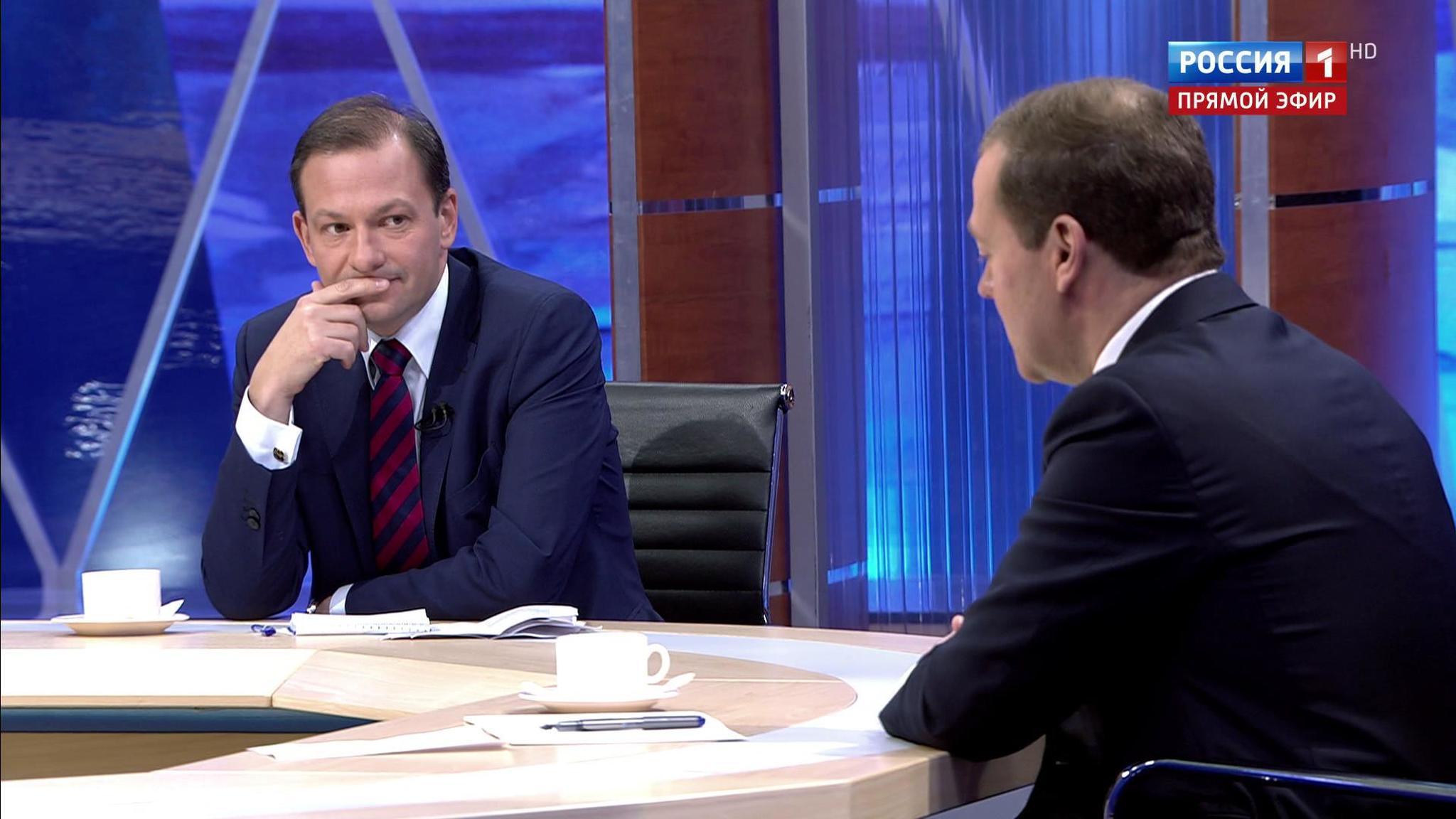 Relations With US and Russia Terrible Despite Mutual Respect Between Trump, Putin and Medvedev