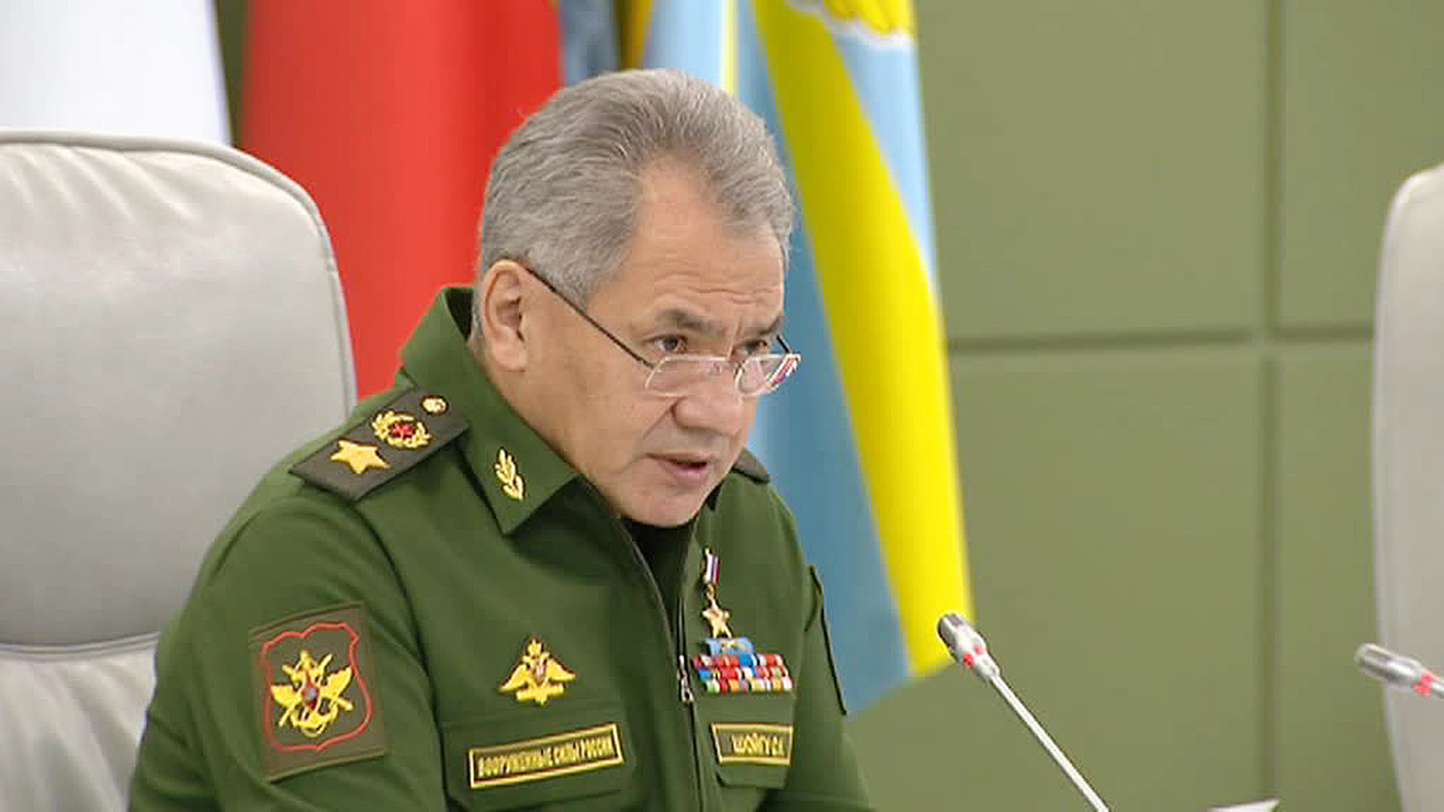 Шойгу: армия получает новое оружие вовремя