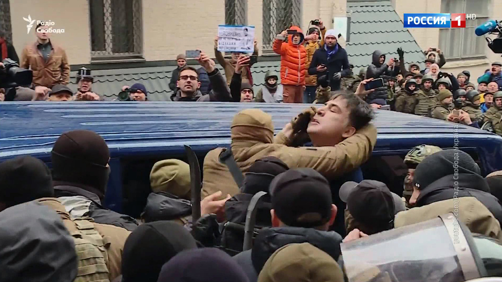 What a Day! Saakashvili Threatens to Jump, Gets Arrested Instead, Freed Hours Later