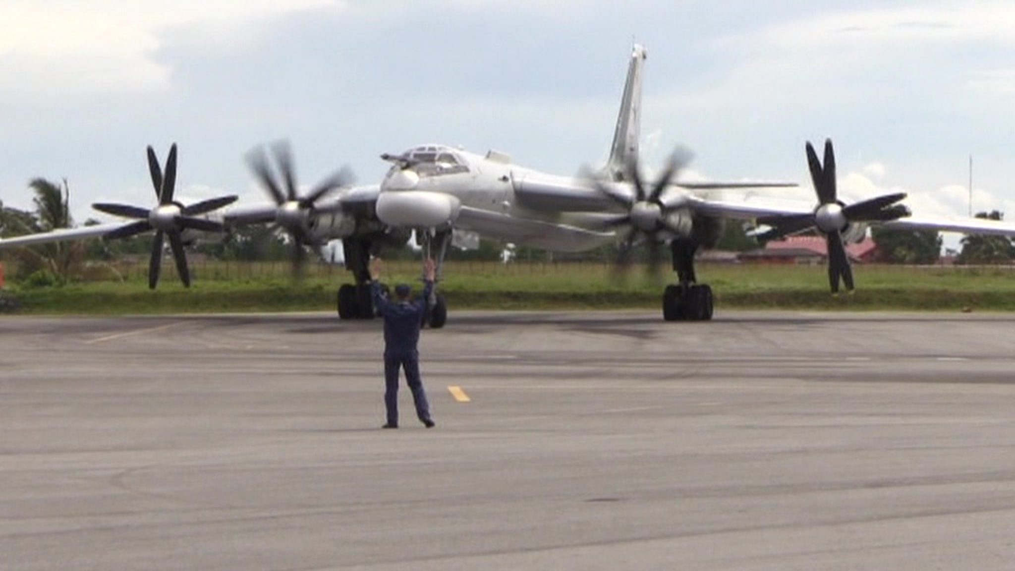 Russian TU-95 Bombers Take Off From Indonesia and Make a Scenic Cruise Across American Ocean
