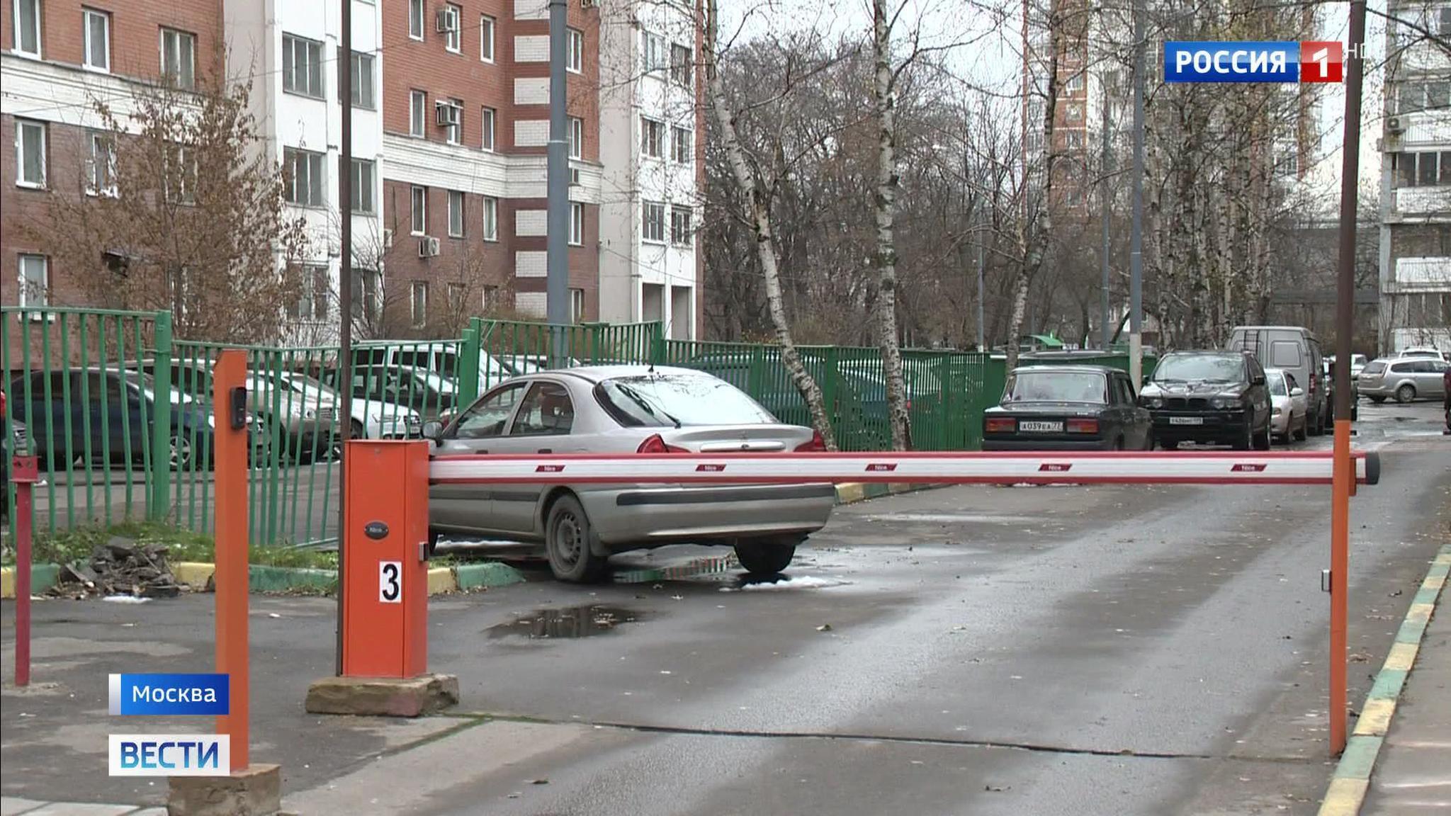 Шлагбаумы во дворах доводят соседей до суда