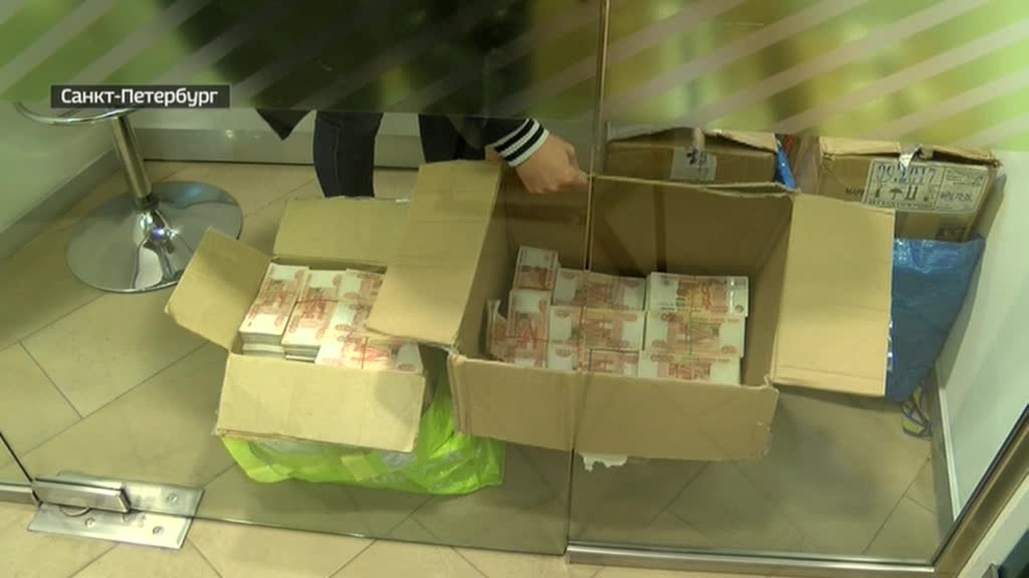 В Петербурге задержана банда подпольных банкиров
