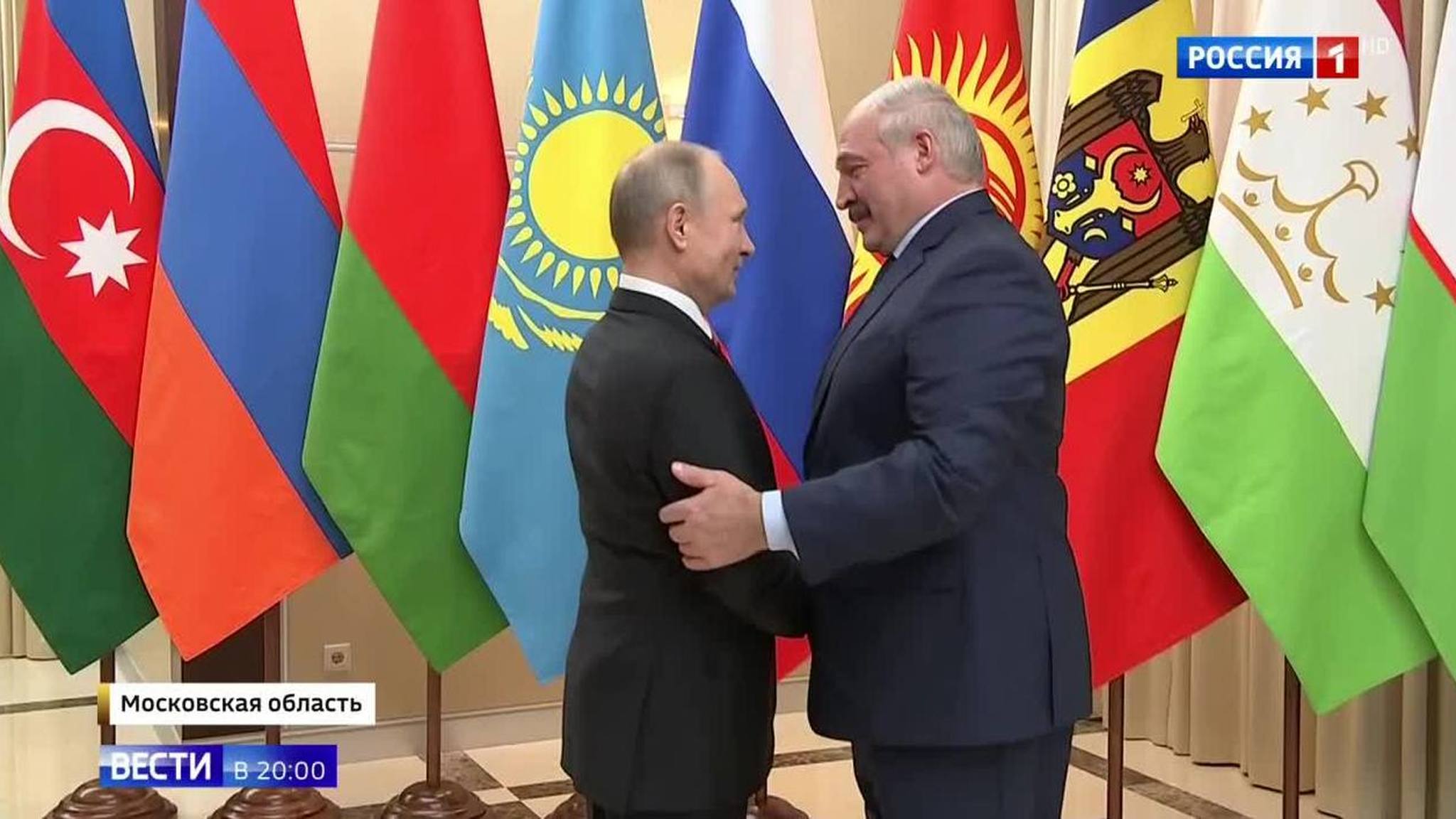 CIS and the Eurasian Block: Putin Hosts Informal Meeting at Home; Does Russia’s Future Lie in East?