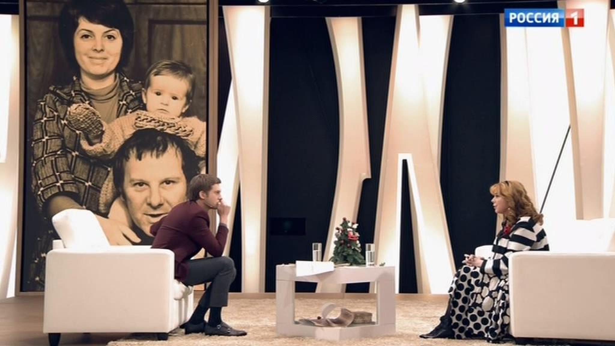 Клара Новикова - о знакомстве родителей с ее вторым мужем
