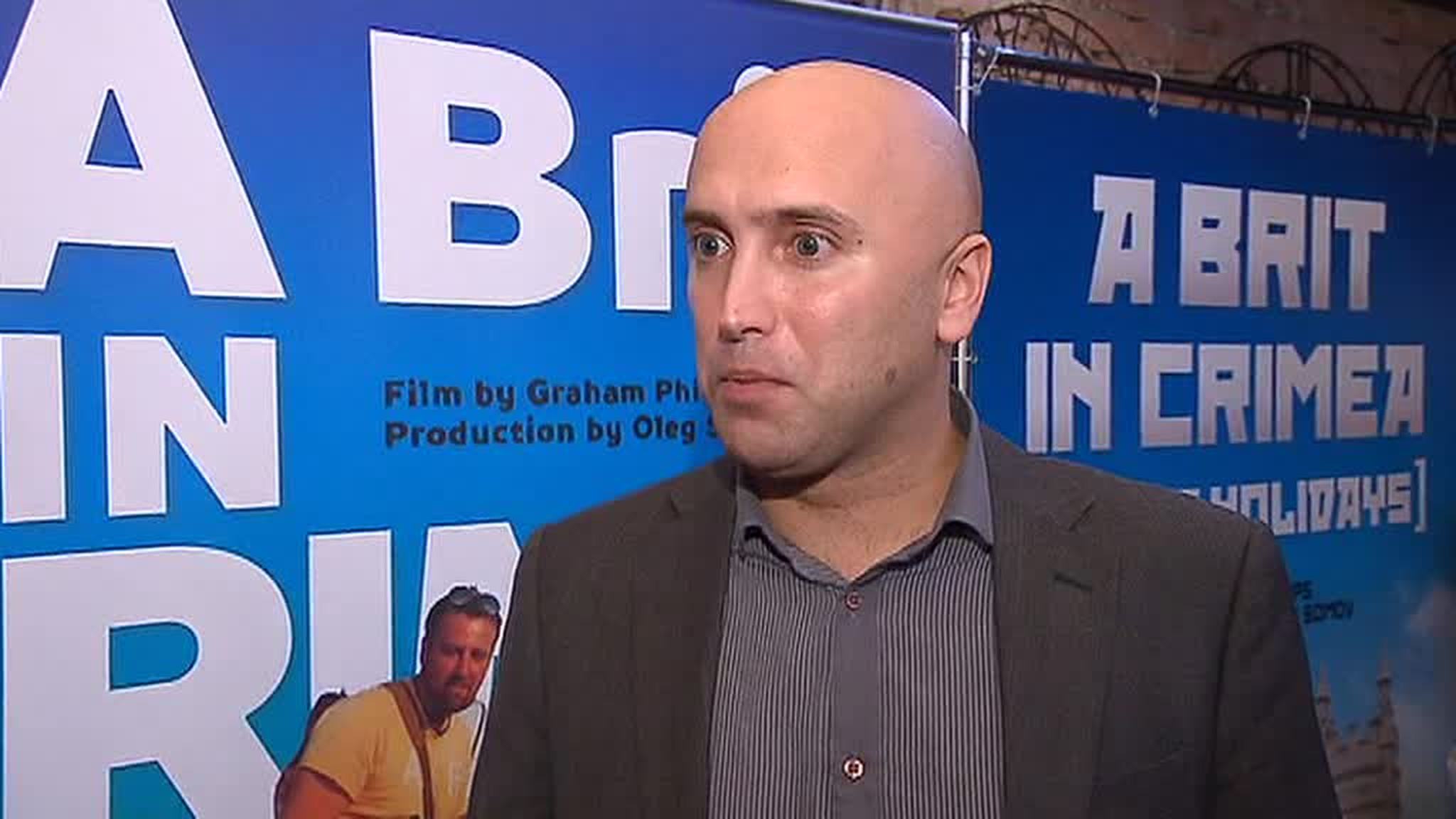 Graham Phillips Unveils New Documentary in Moscow About Harrowing Dangers of Vacationing in Crimea