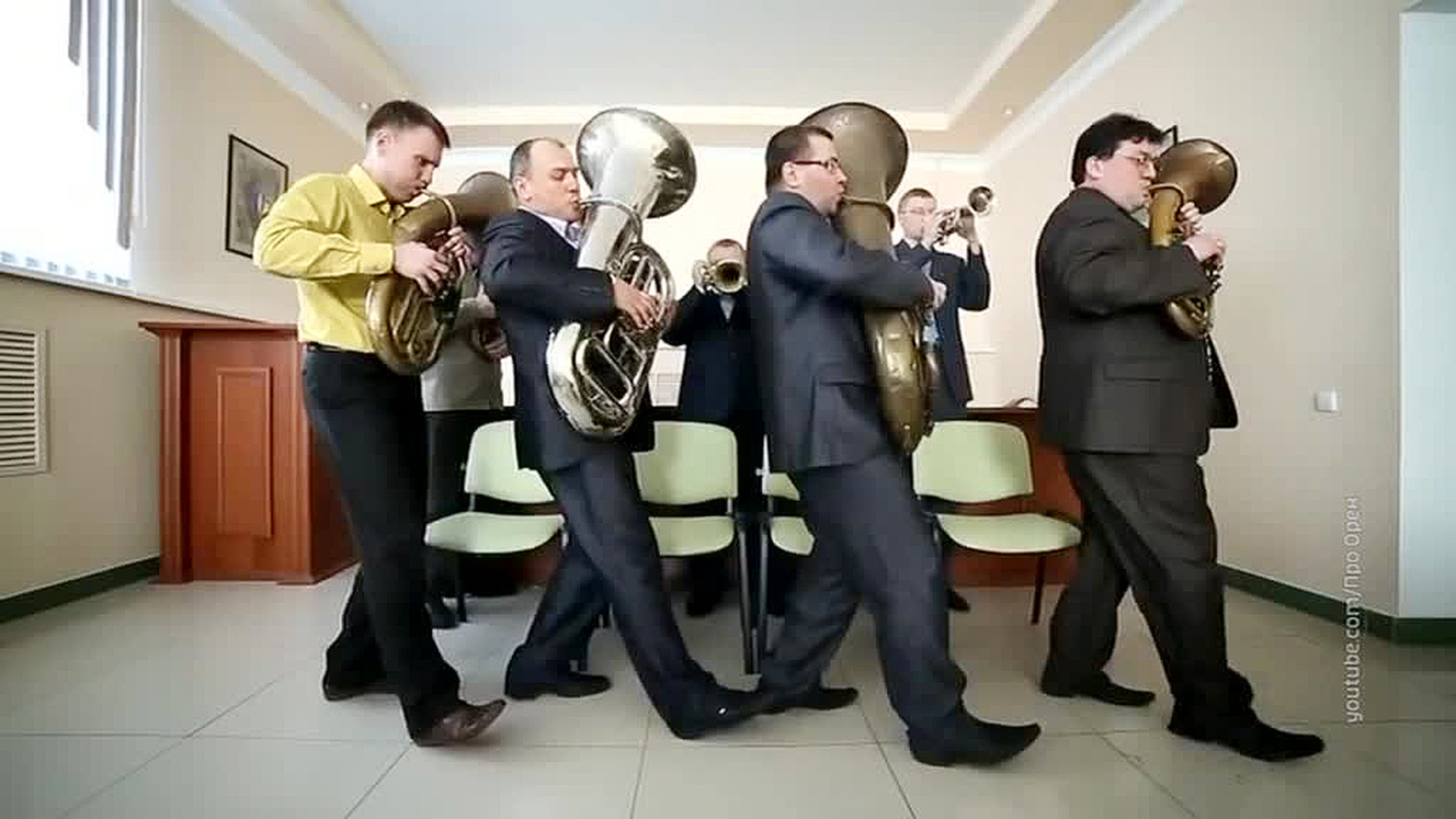 Orenburg’s Ministry of Forestry Wins "Darwin Award" For Putting Their Stupidity on Video