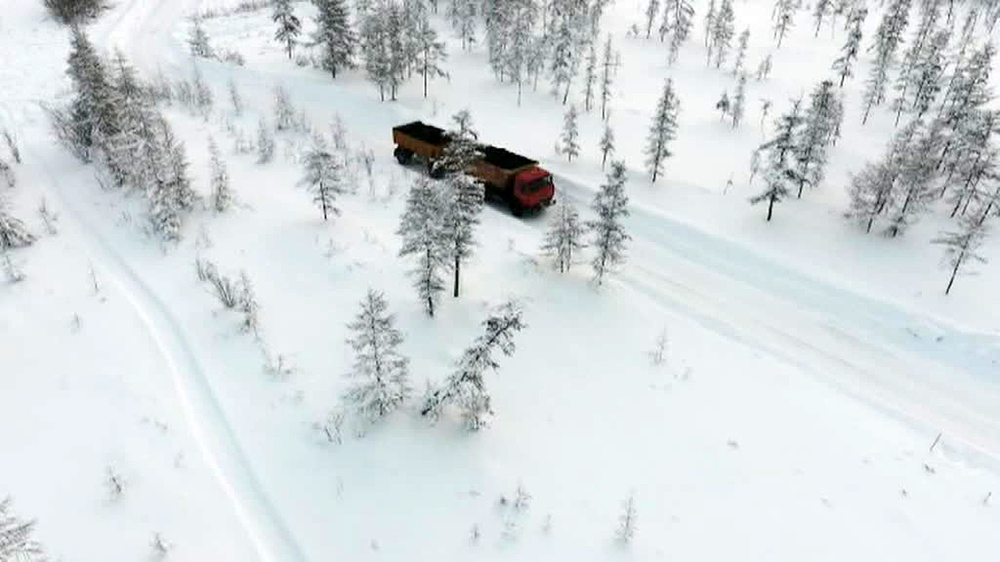 Yakutian Polar Settlements Are Expecting a Life-Saving Delivery: 500,000 Tons of Coal and Dozens of Boilers