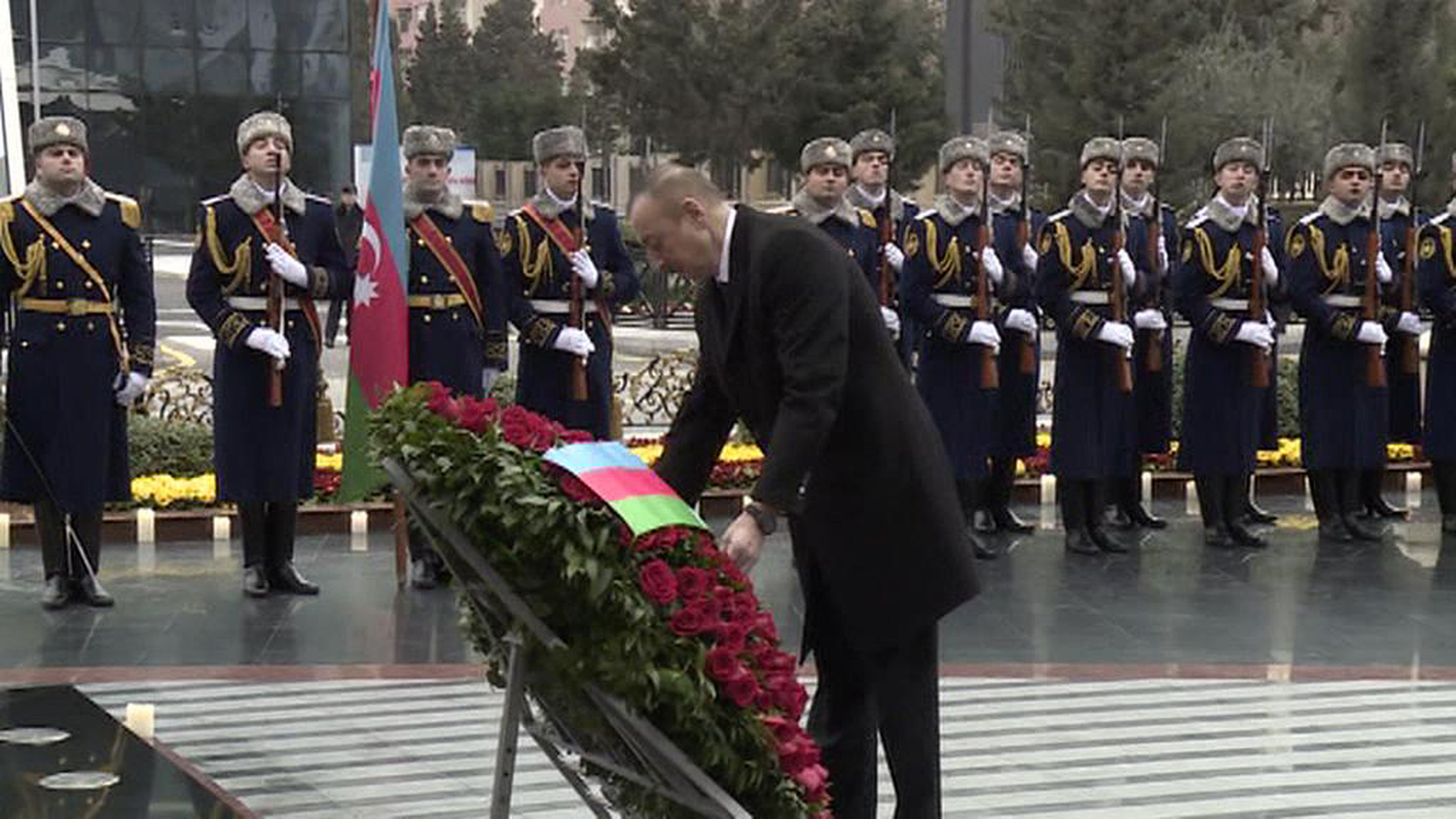 В Азербайджане почтили память жертв Ходжалинской трагедии