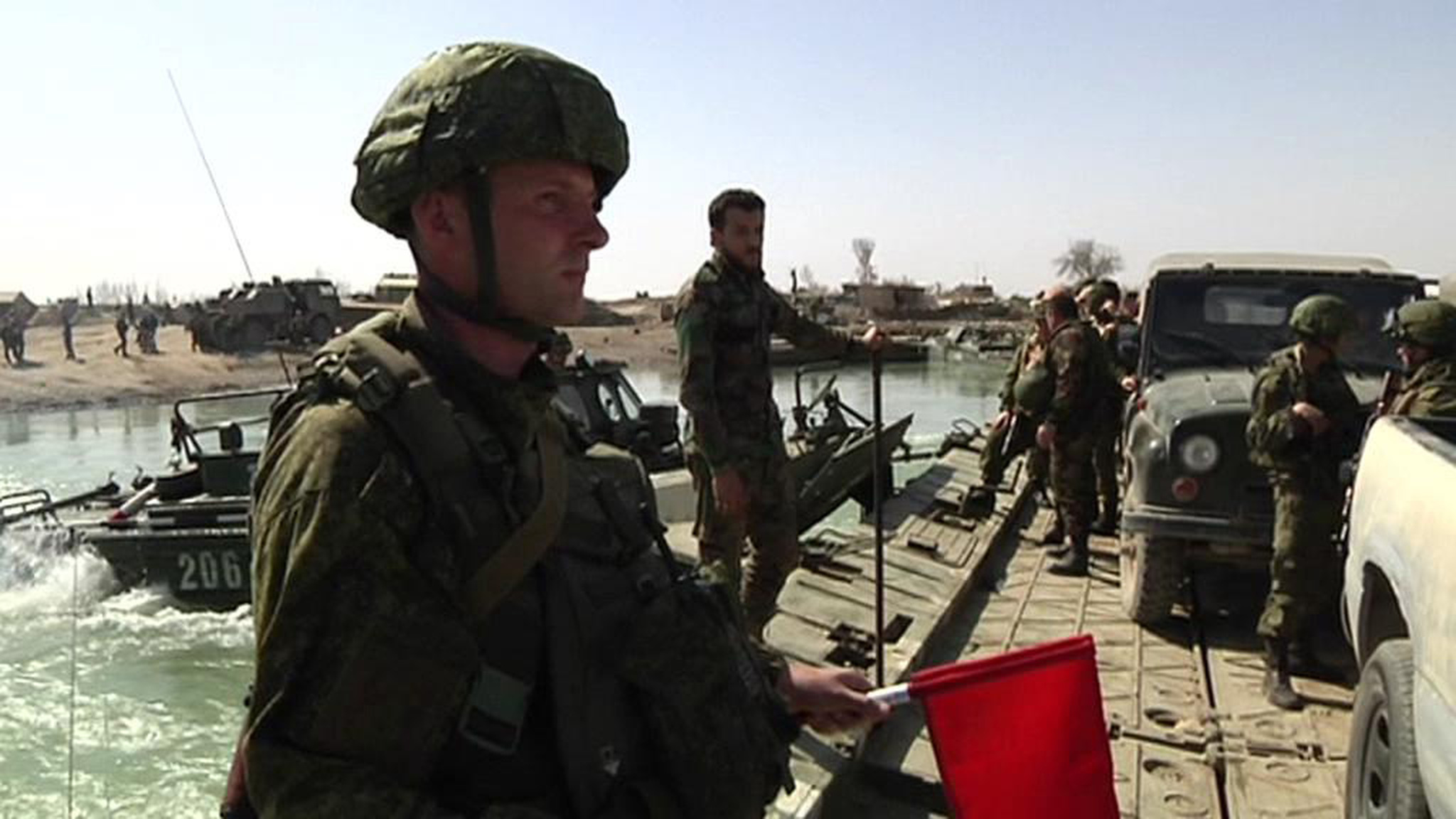 За сутки 7 тысяч боевиков и их семей покинули Восточную Гуту