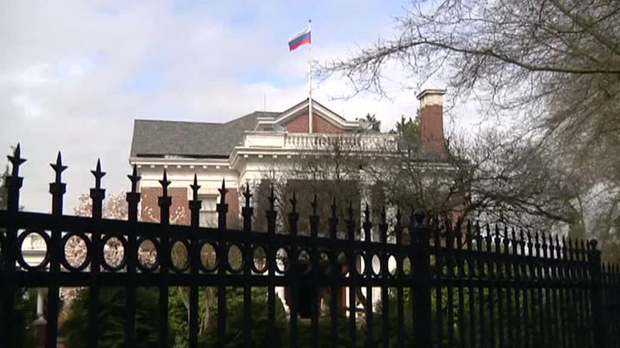 Seattle Shutdown Triggers St. Petersburg Eviction - Russia is Replying to American Aggression in Kind