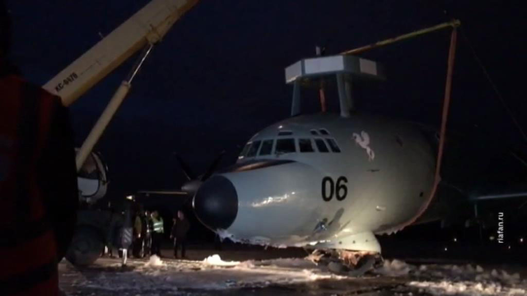 Инцидент в Жуковском: аварийный Ил-38 спас 73-летний пилот