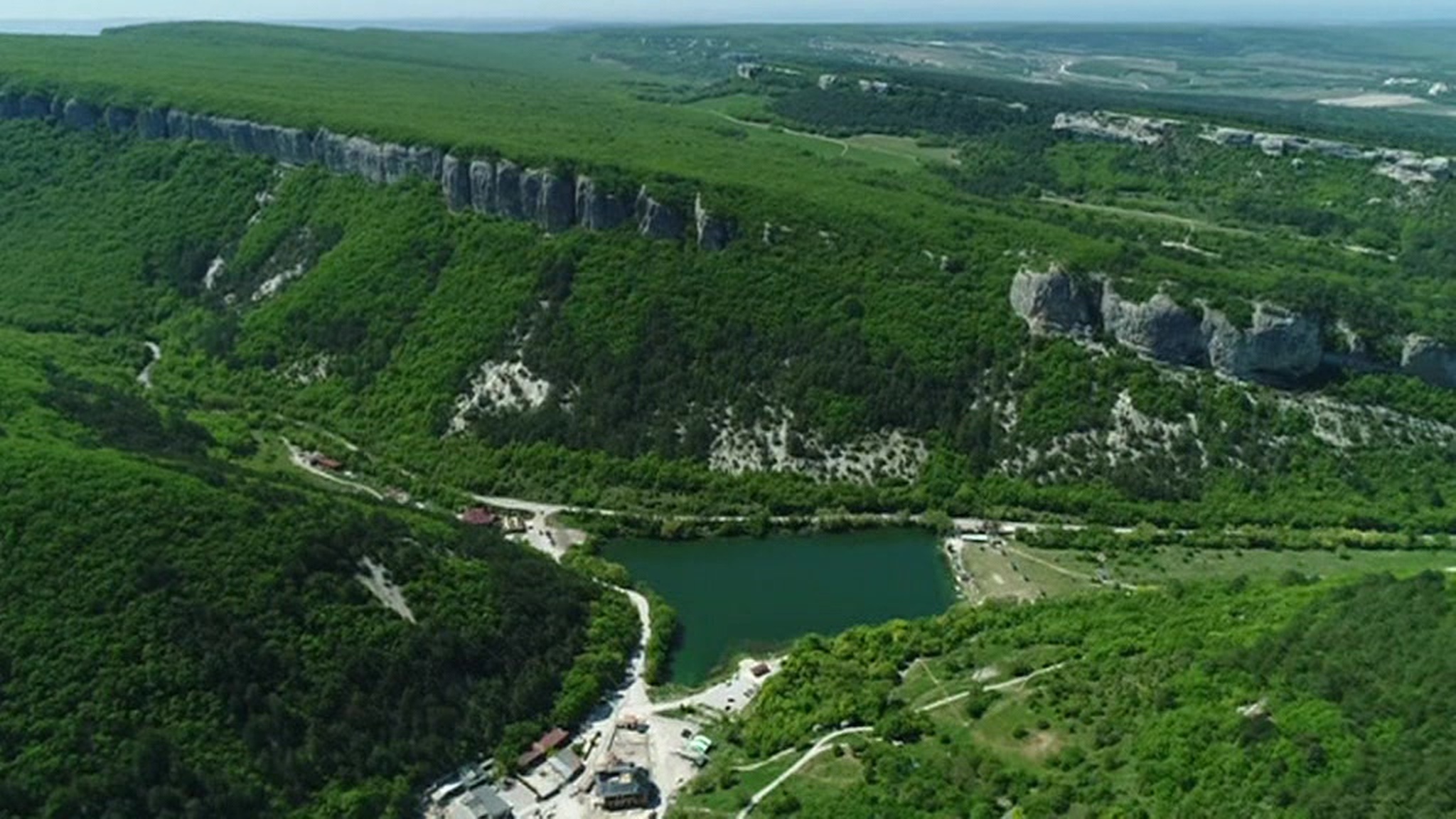 Курортный сезон открыт: в Крыму туристов ждет рекордное тепло