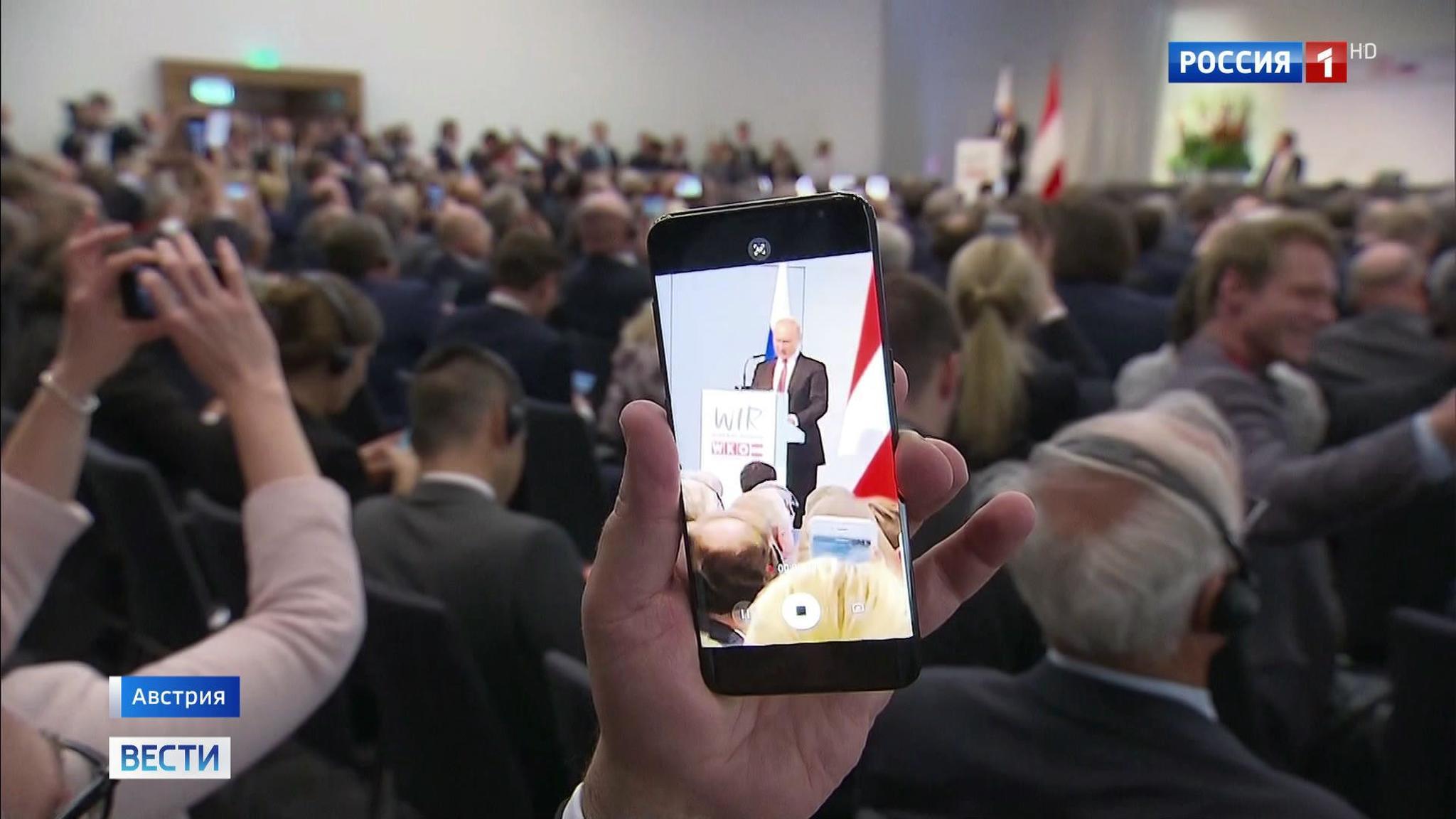 Putin Returns From Austria With Gifts: Concessions and Contracts For Russian Business