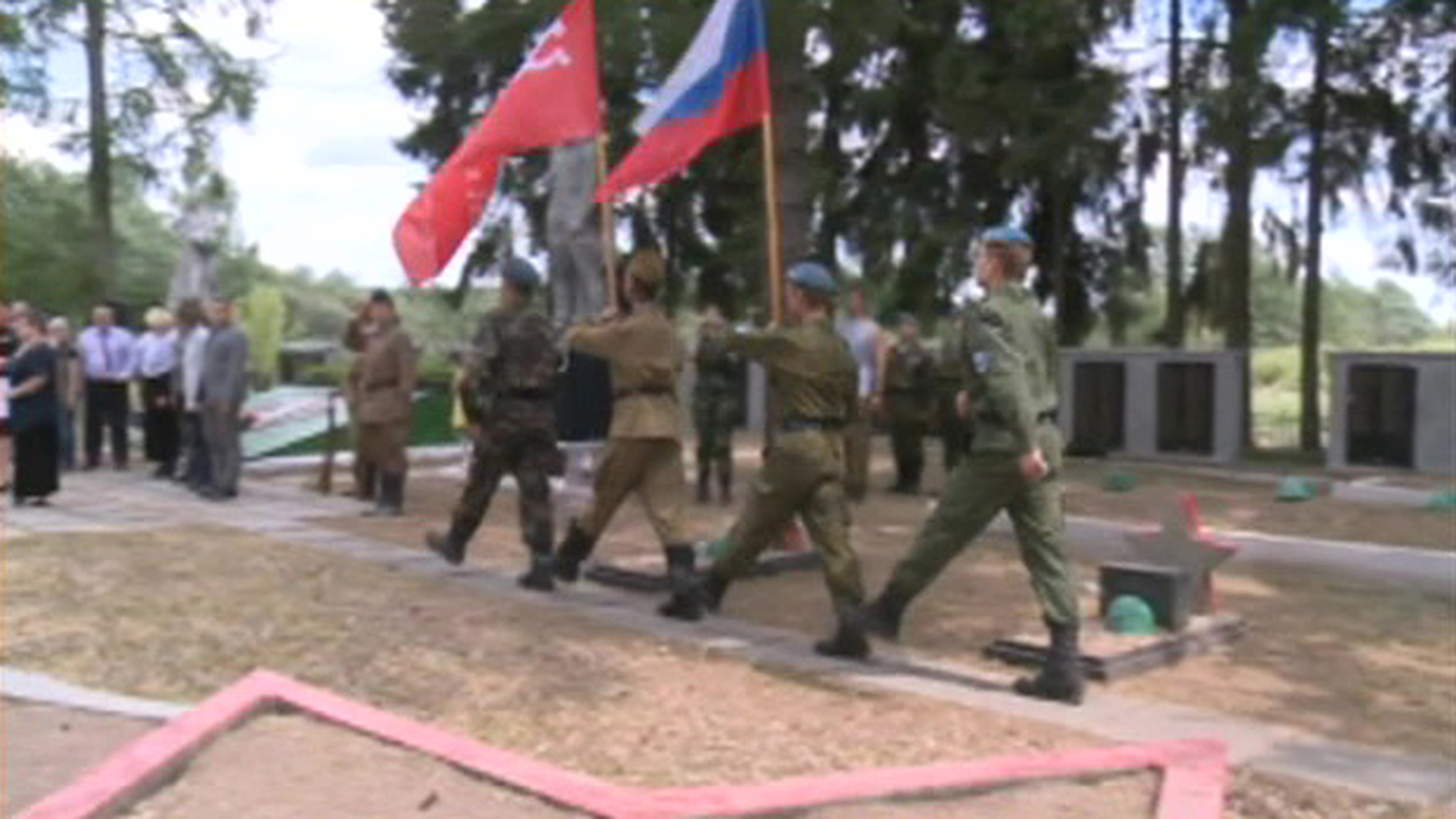 В Тверской области с почестями захоронили останки бойцов Великой Отечественной войны