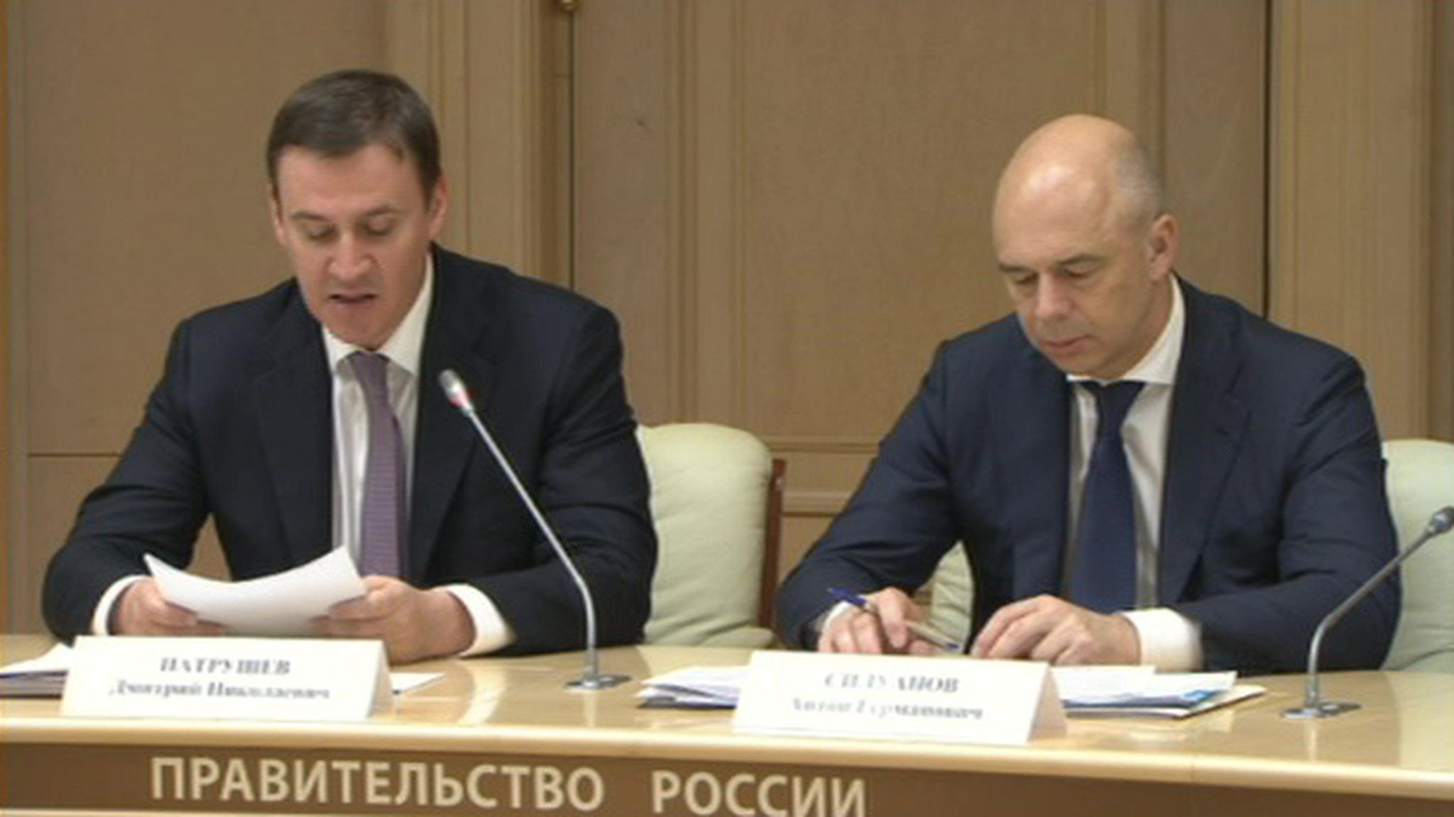 Правительство компенсирует сельхозпроизводителям потери из-за роста цен на бензин