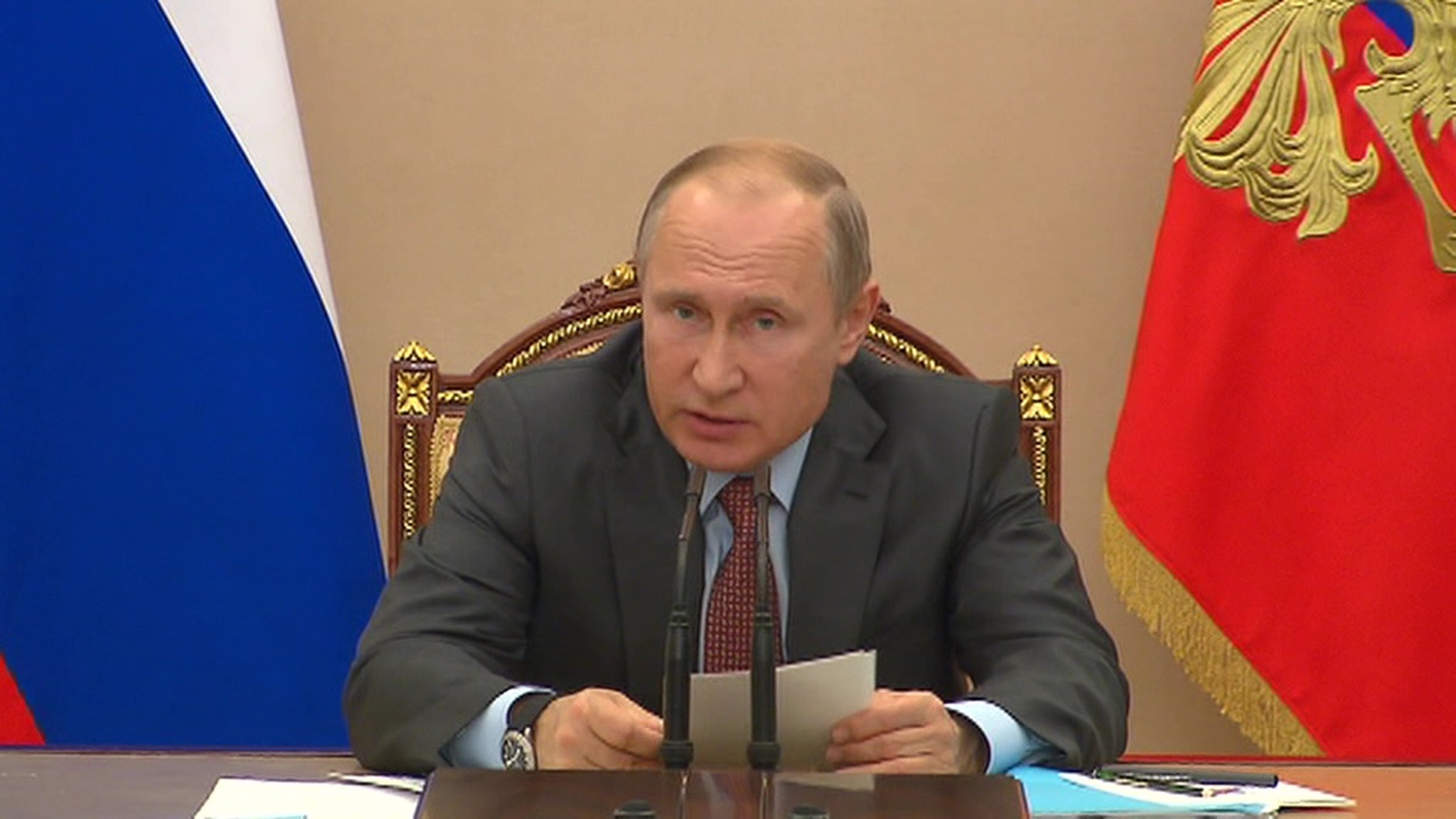 Владимир Путин провел совещание по экономическим вопросам