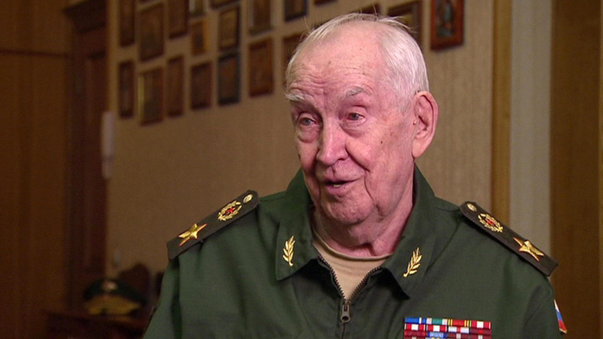 Главе Академии военных наук Махмуту Гарееву - 95