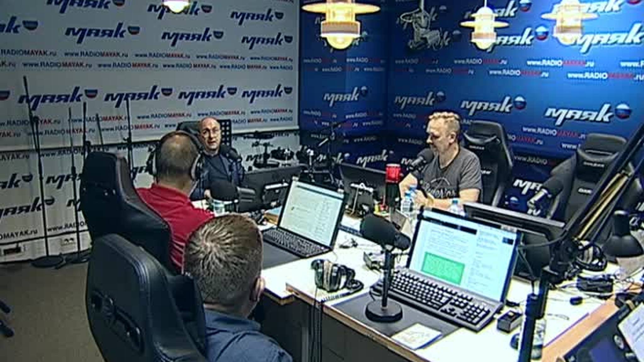 Игорь Есмантович  — президент хоккейного клуба ЦСКА